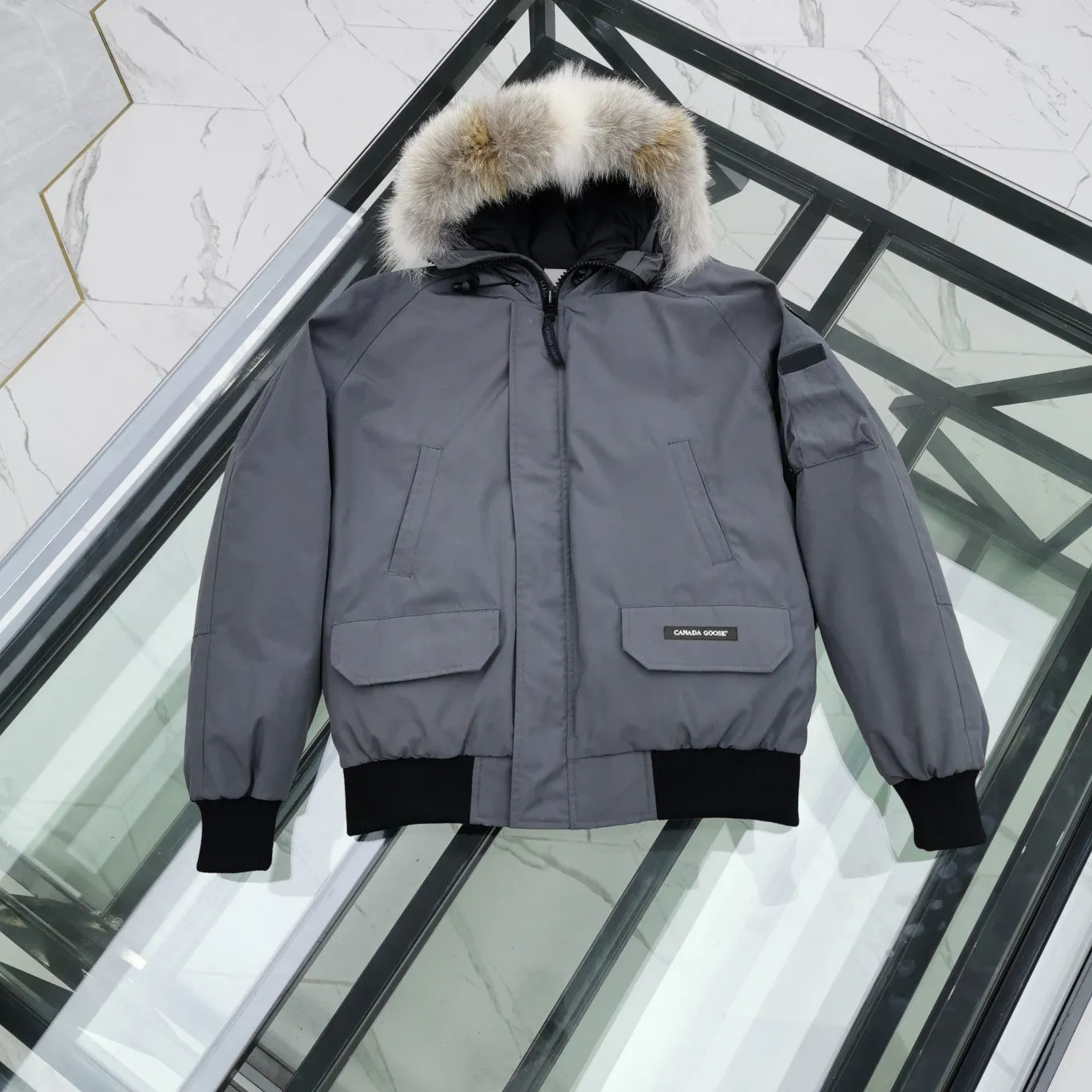 Canada Goose Down Jacket — bbcc4209