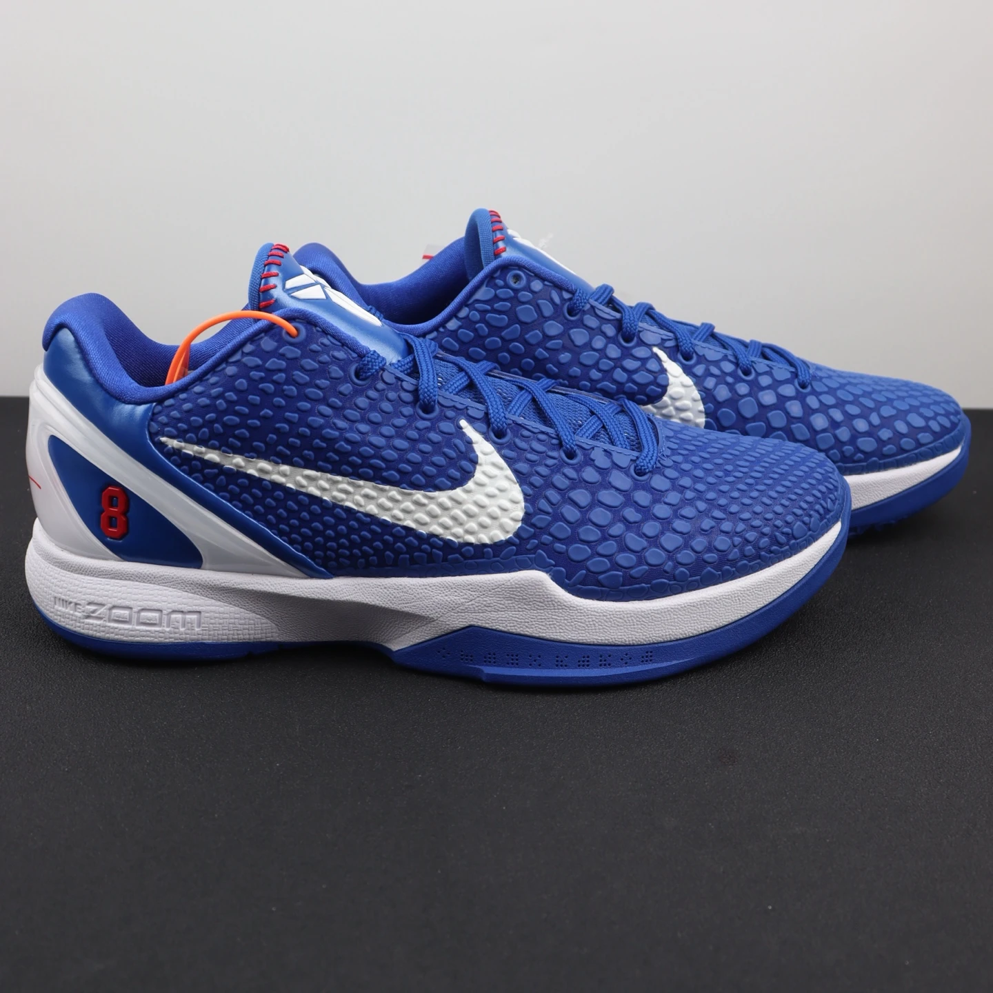Sneakers — e1760218