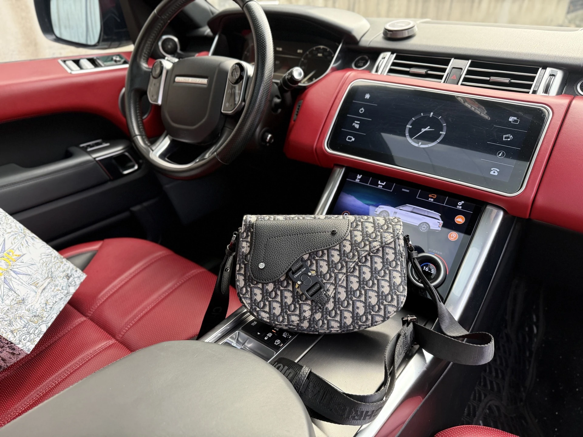 Dior Bag — e016bf68