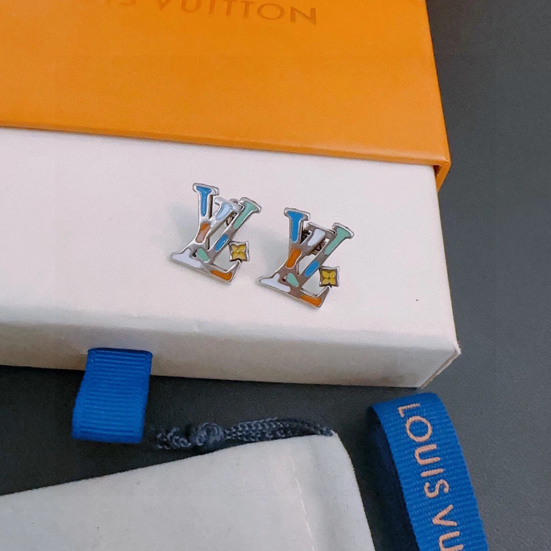 Louis Vuitton Earrings — d10a3418