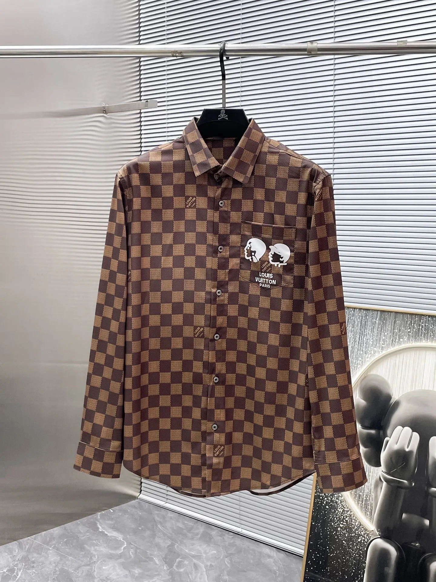 Louis Vuitton Shirts — ae0dac5f