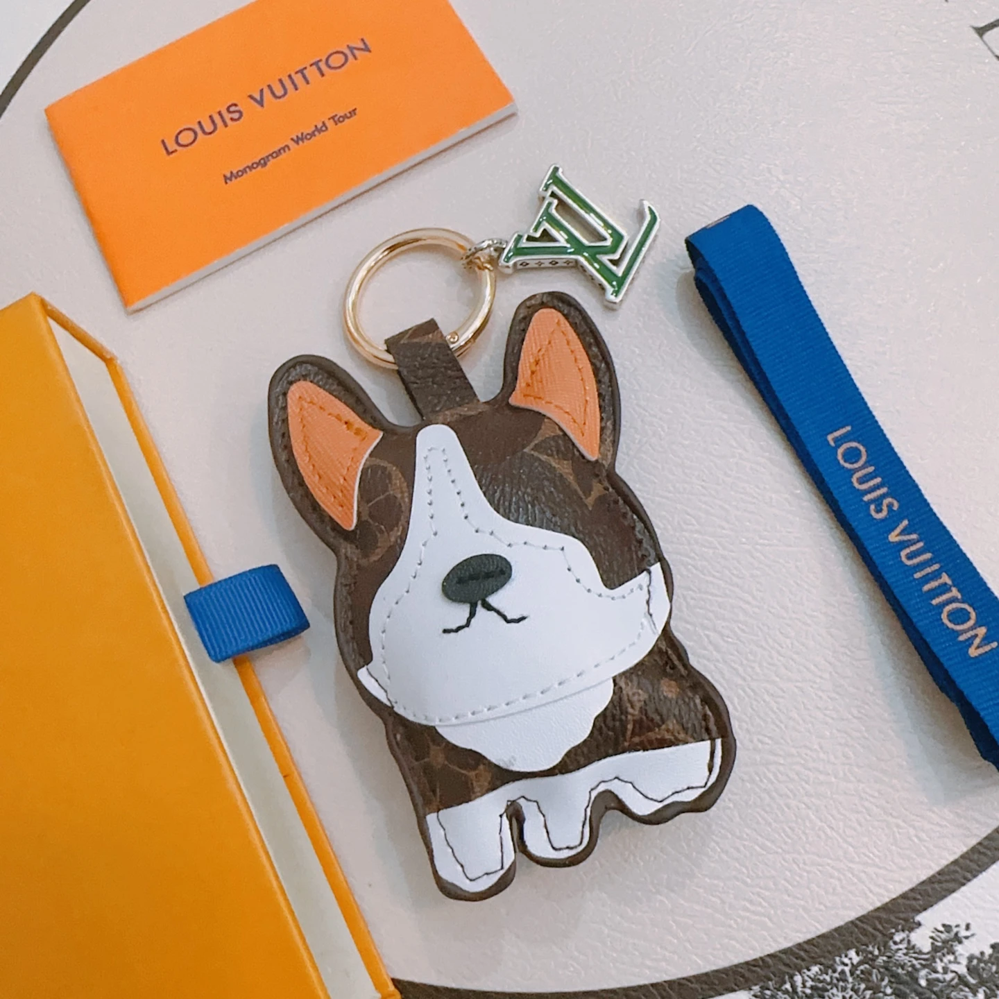 Louis Vuitton Keyrings & Bag Charms — b269a69b