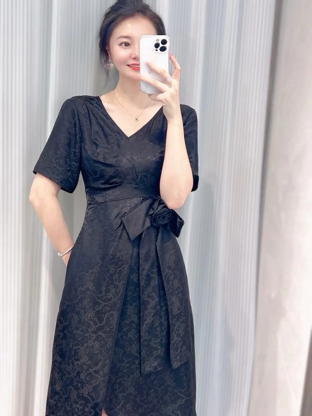 Dresses — 2c480825