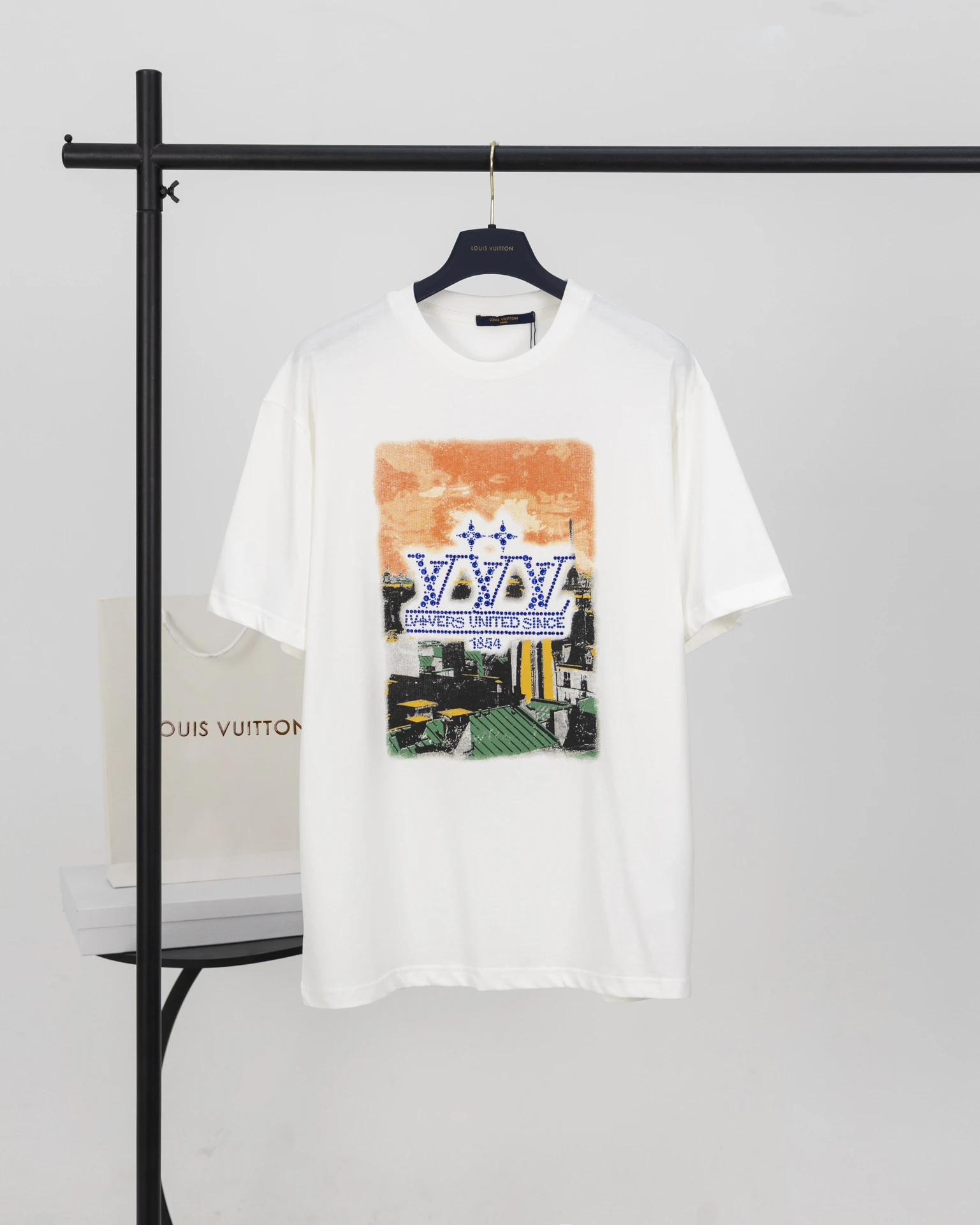 Louis Vuitton T-Shirt — 78f2dbed