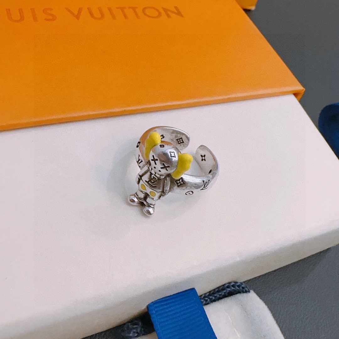 Louis Vuitton Necklaces — 706c67f6