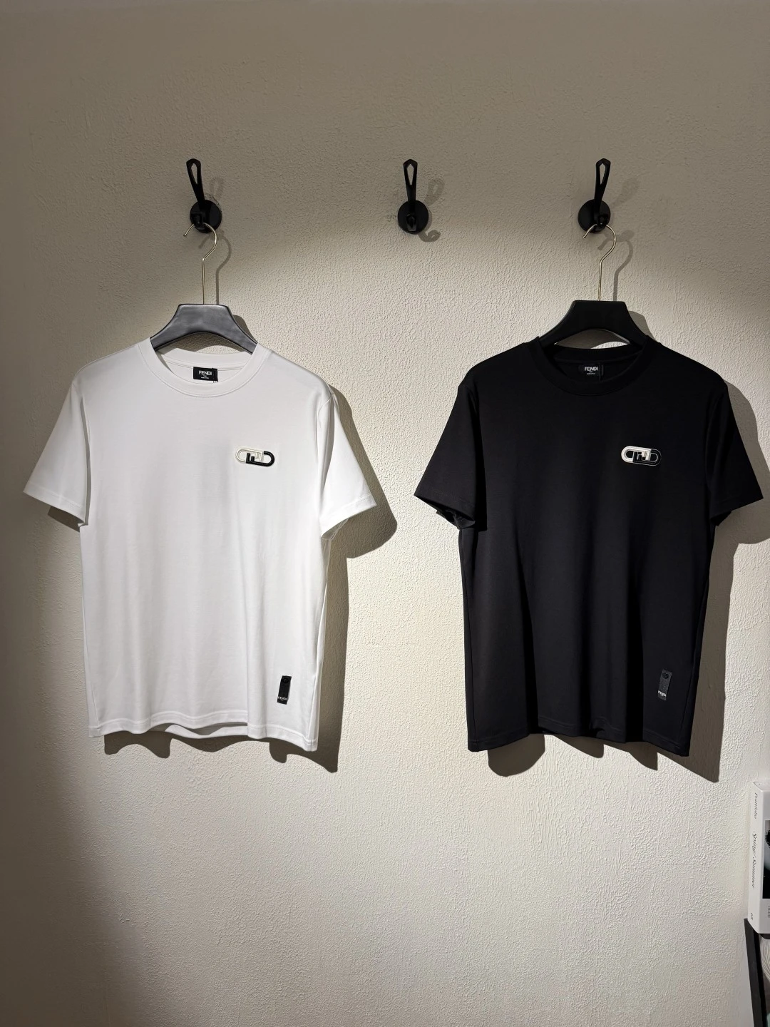 Fendi T-Shirt — cdfa0991