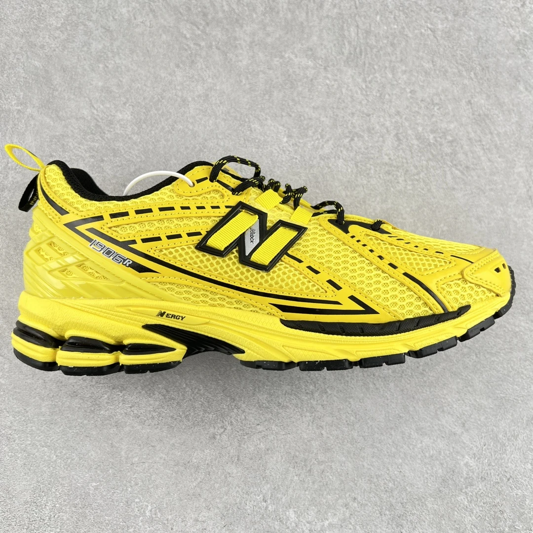 New Balance Sneakers — 3452573a