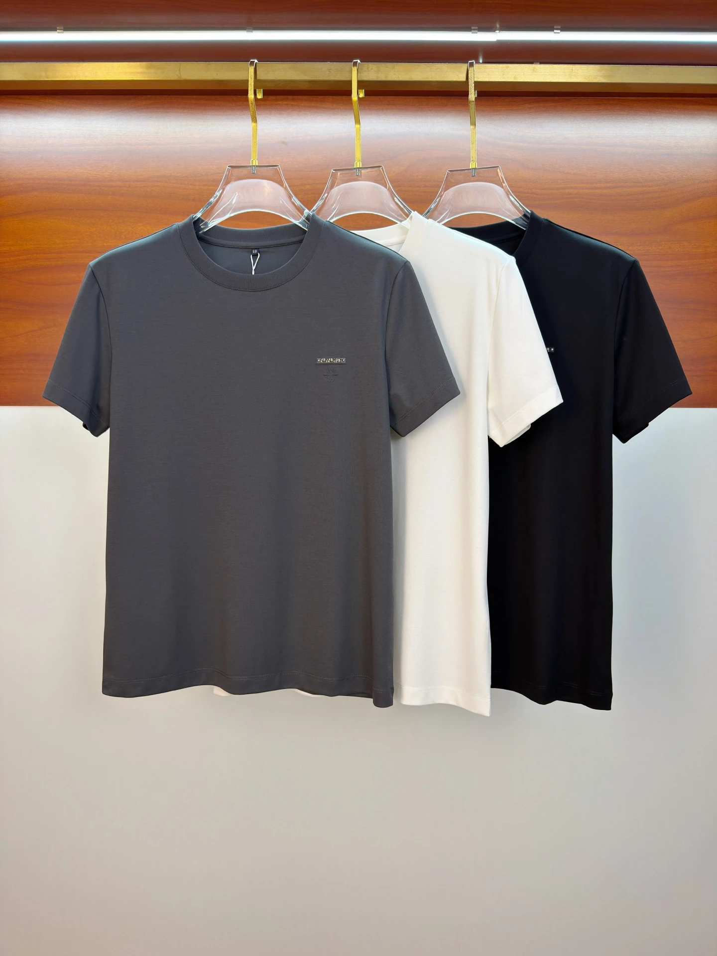 Dior T-Shirt — e4603f69