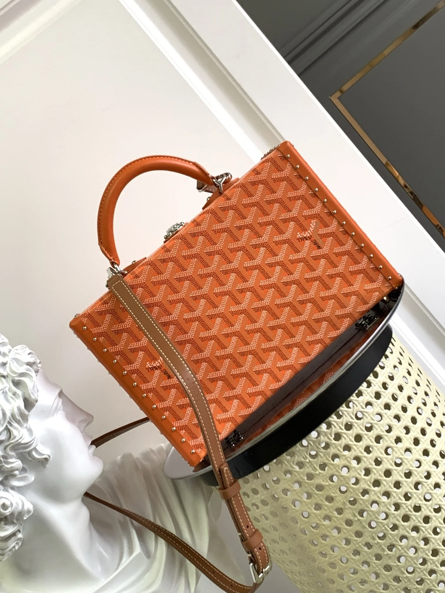 Goyard Luggage — 304ee2ec
