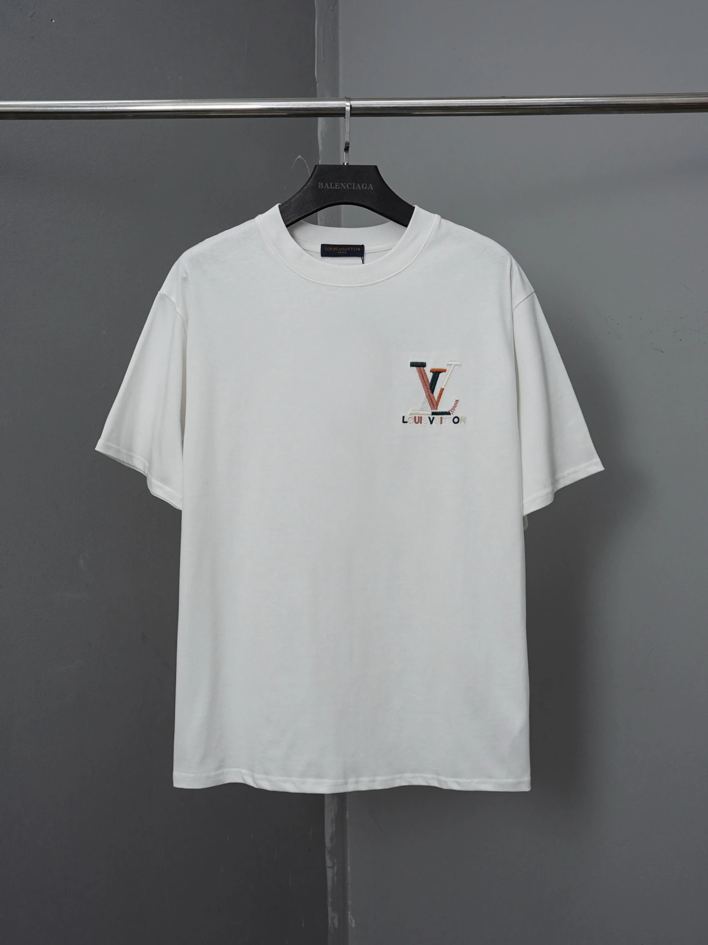 Louis Vuitton T-Shirt — 86ee490c