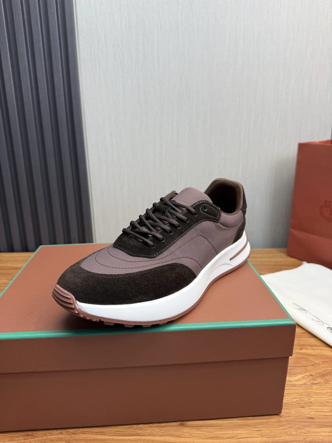 Loro Piana Sneakers — 5adaa7b4