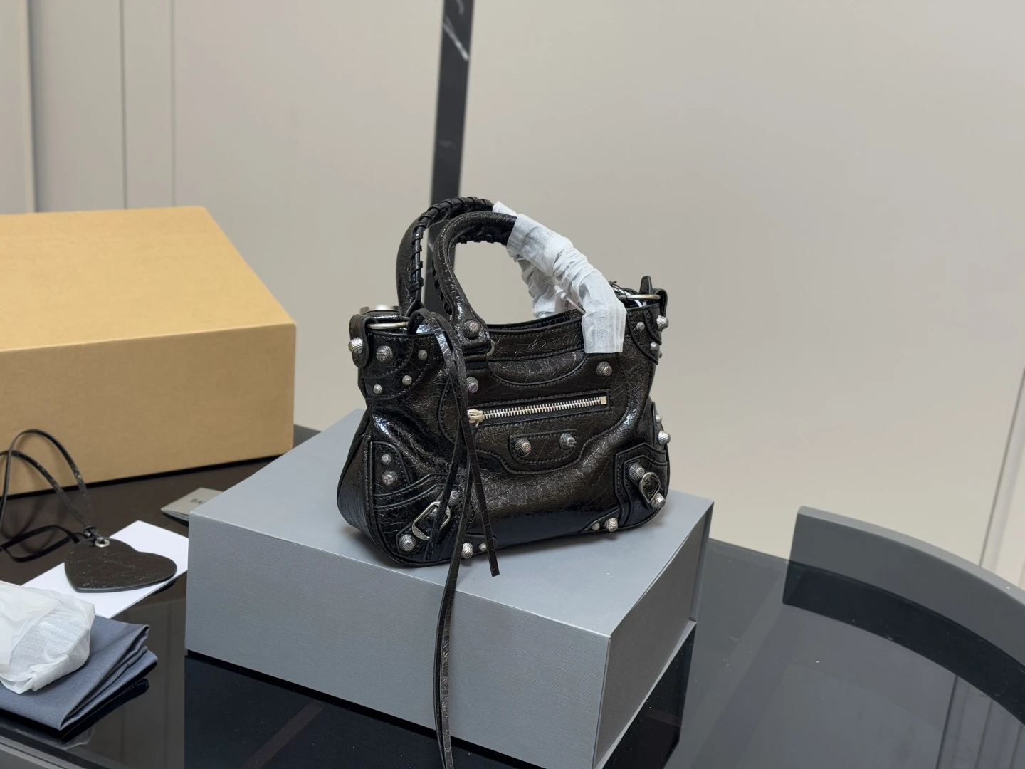 Balenciaga Bag — a07ddac7