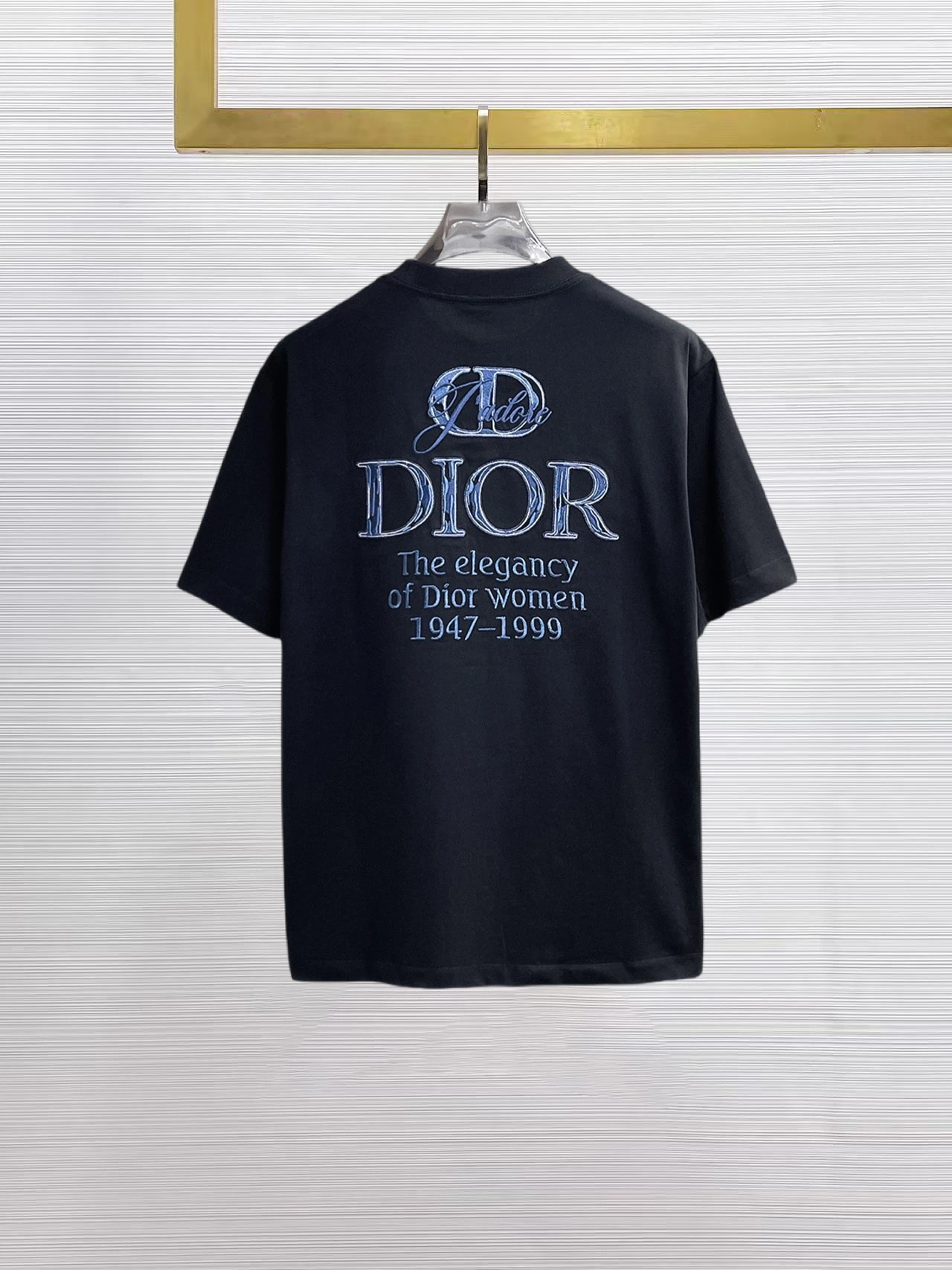 Dior T-Shirt — d6411b7f