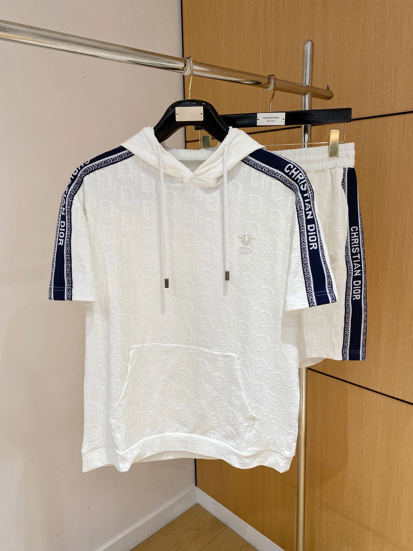 Dior T-Shirt — 1b5d2996