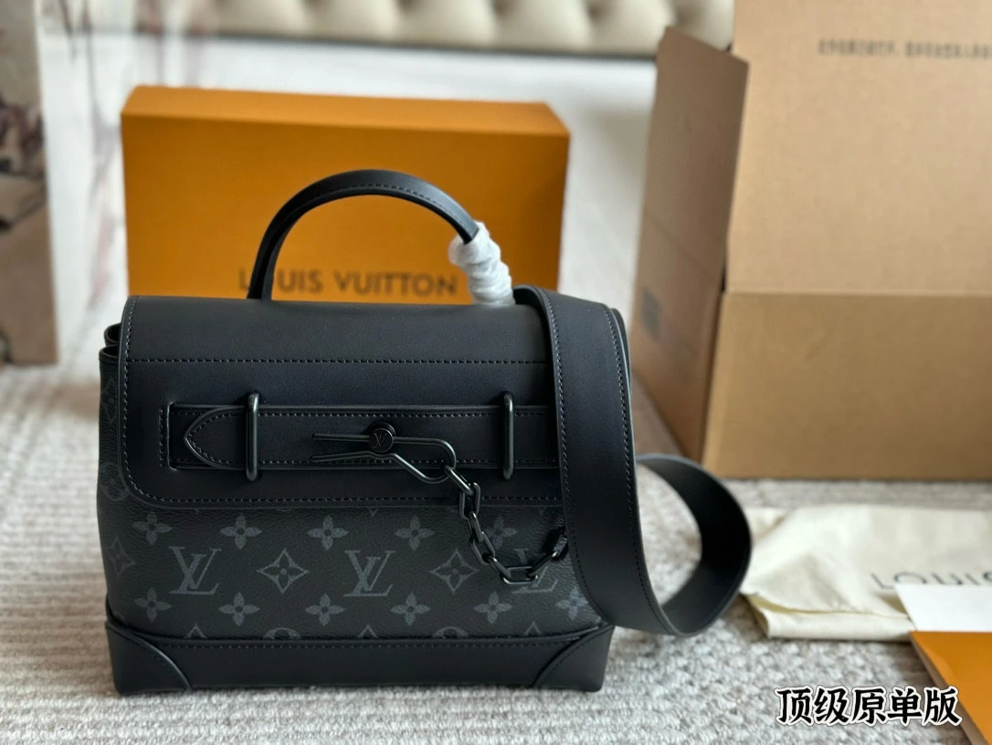 Louis Vuitton Bag — 806f1579