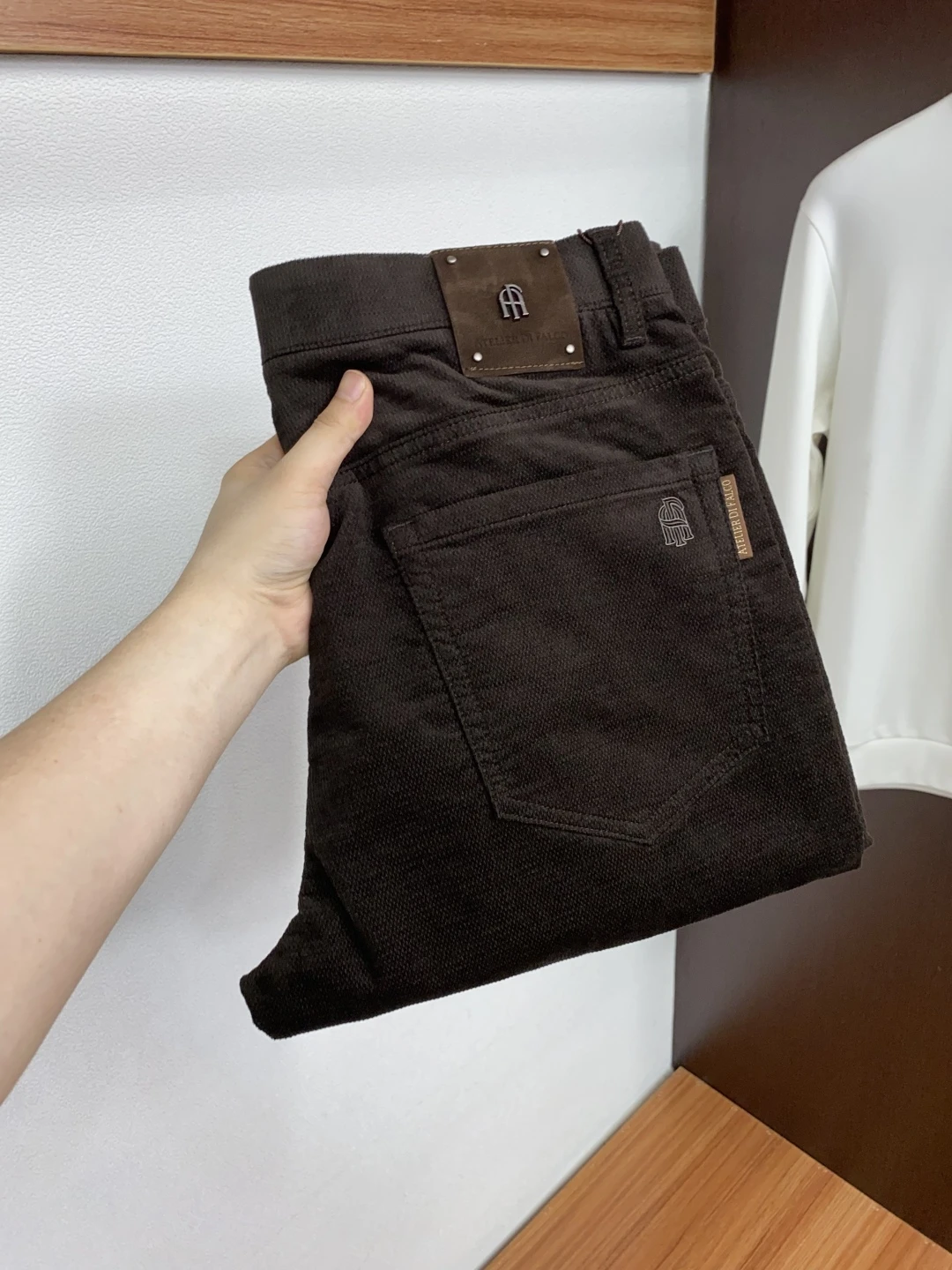 Loro Piana Clothing — 3f31a84d