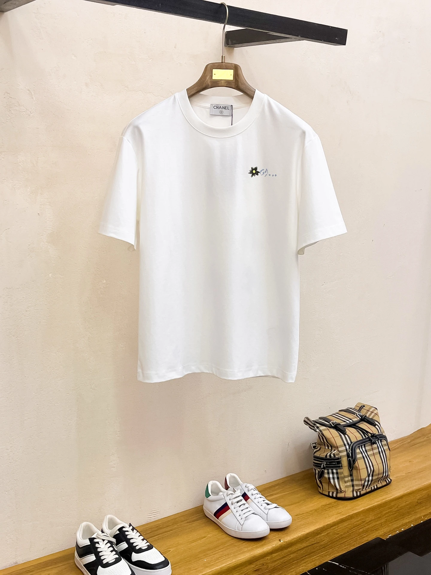 Chanel T-Shirt — 6eaf98c6