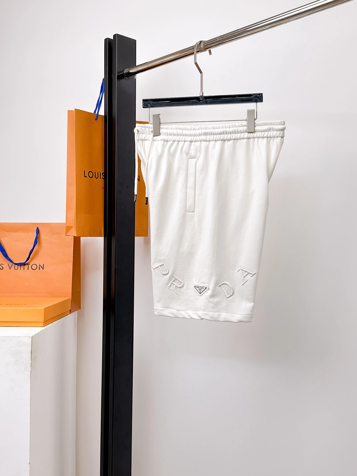 Prada Shorts — 4b76cf18