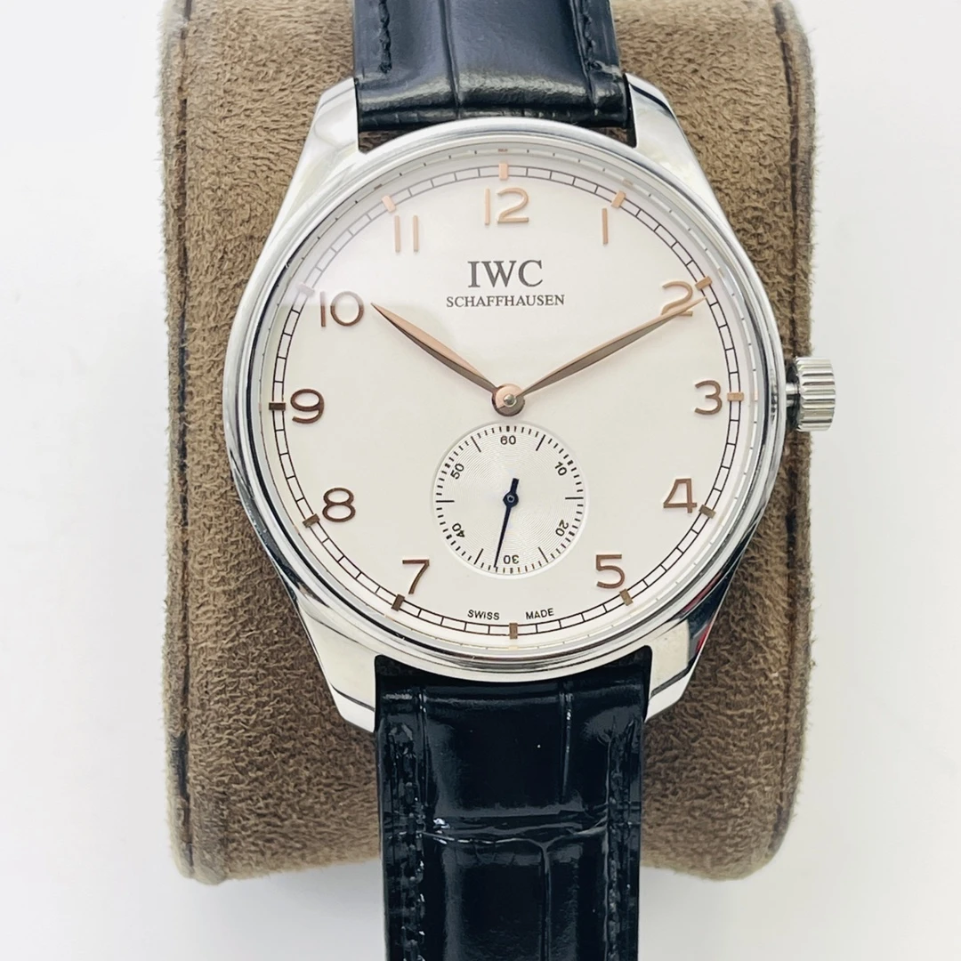 IWC Watch — b8f50b60