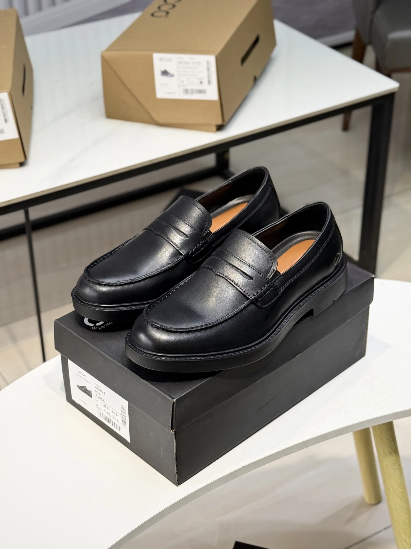 Loafers — b2ad95e9
