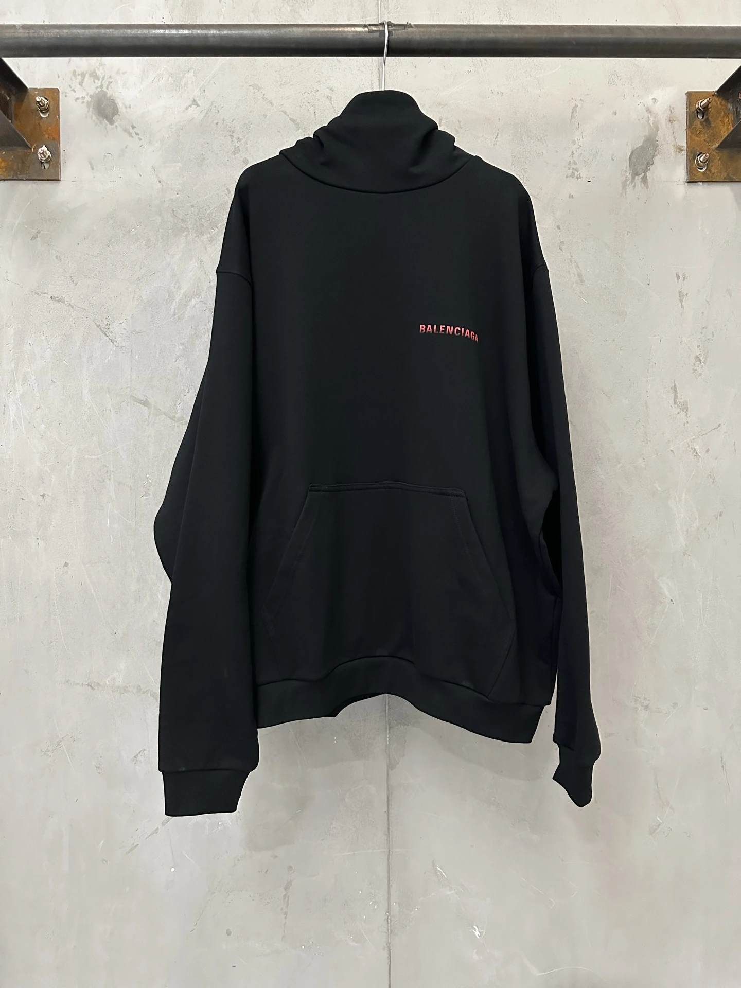 Balenciaga Hoodies — 3a790269