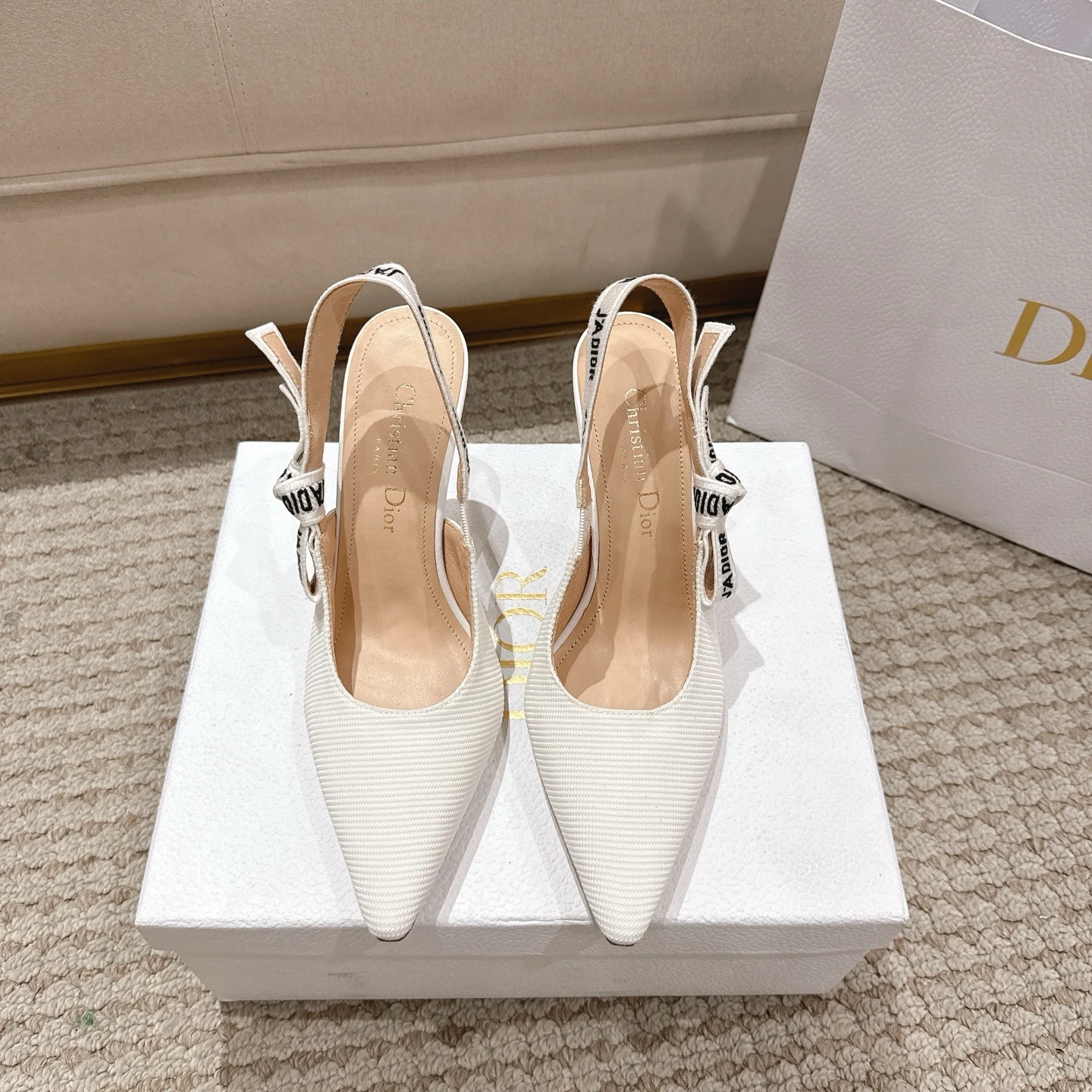 Dior Shoes — 437ce31e