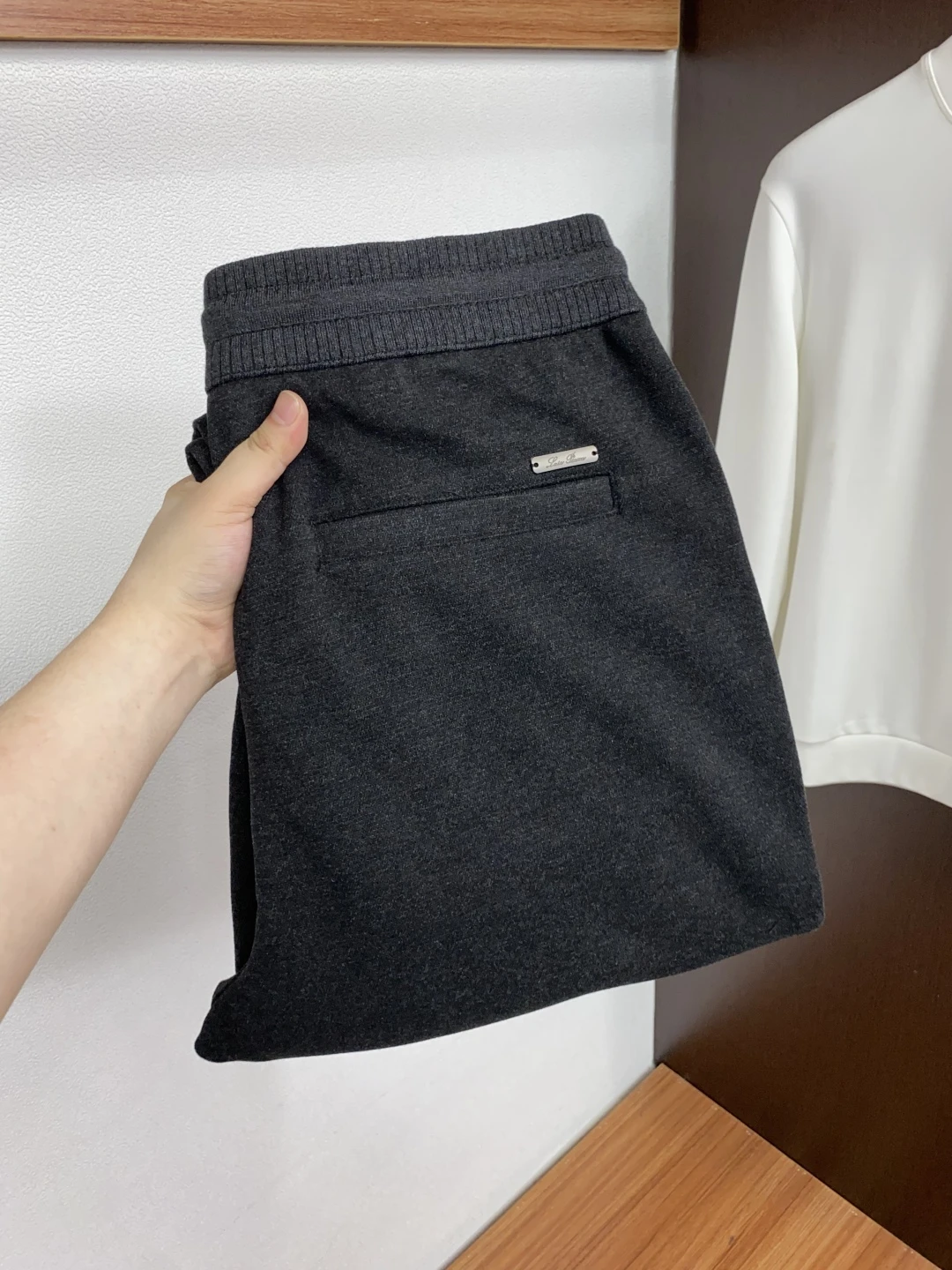 Loro Piana Trousers — 34e30351