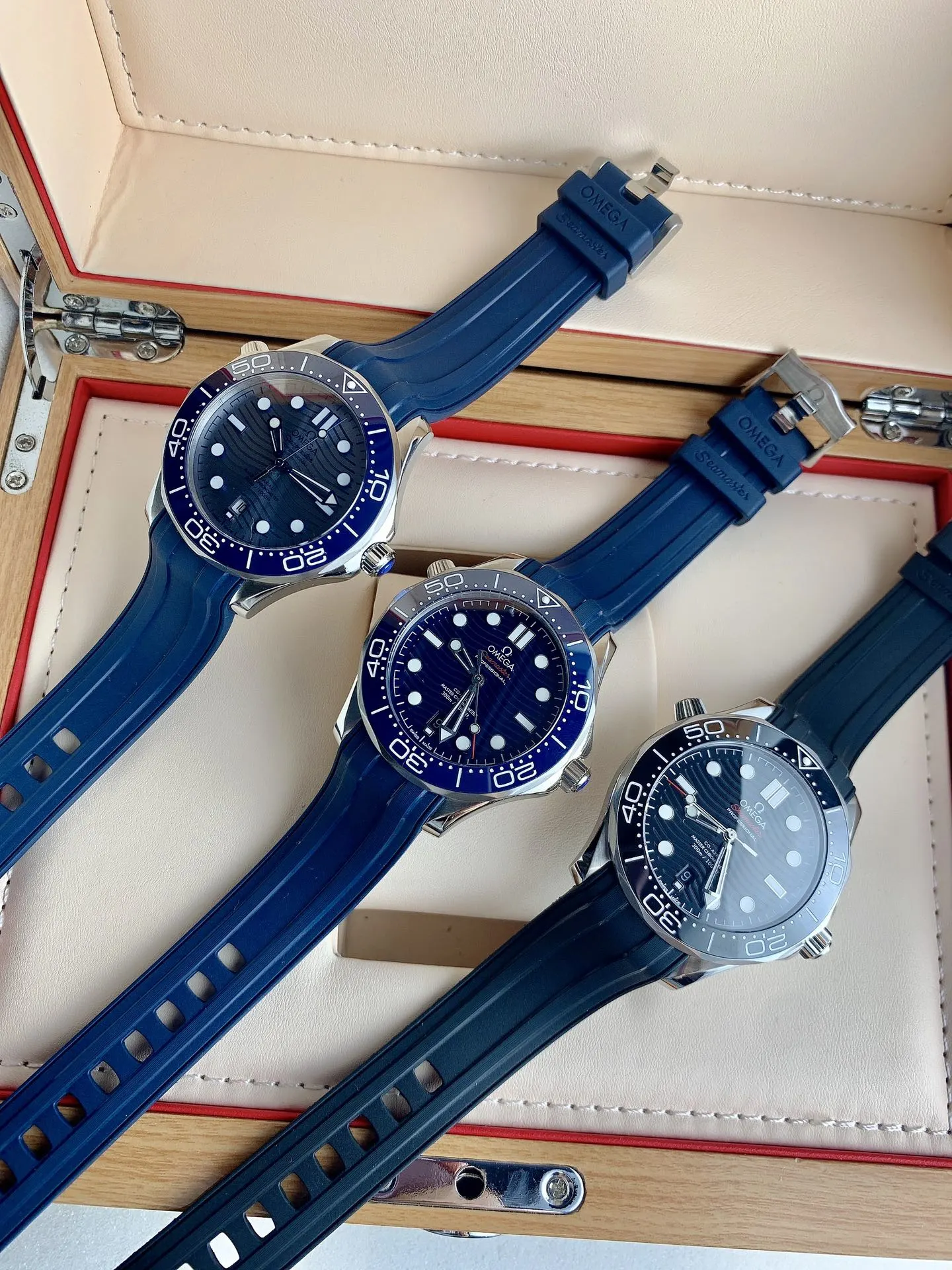 Omega Watch — 8c7f3419