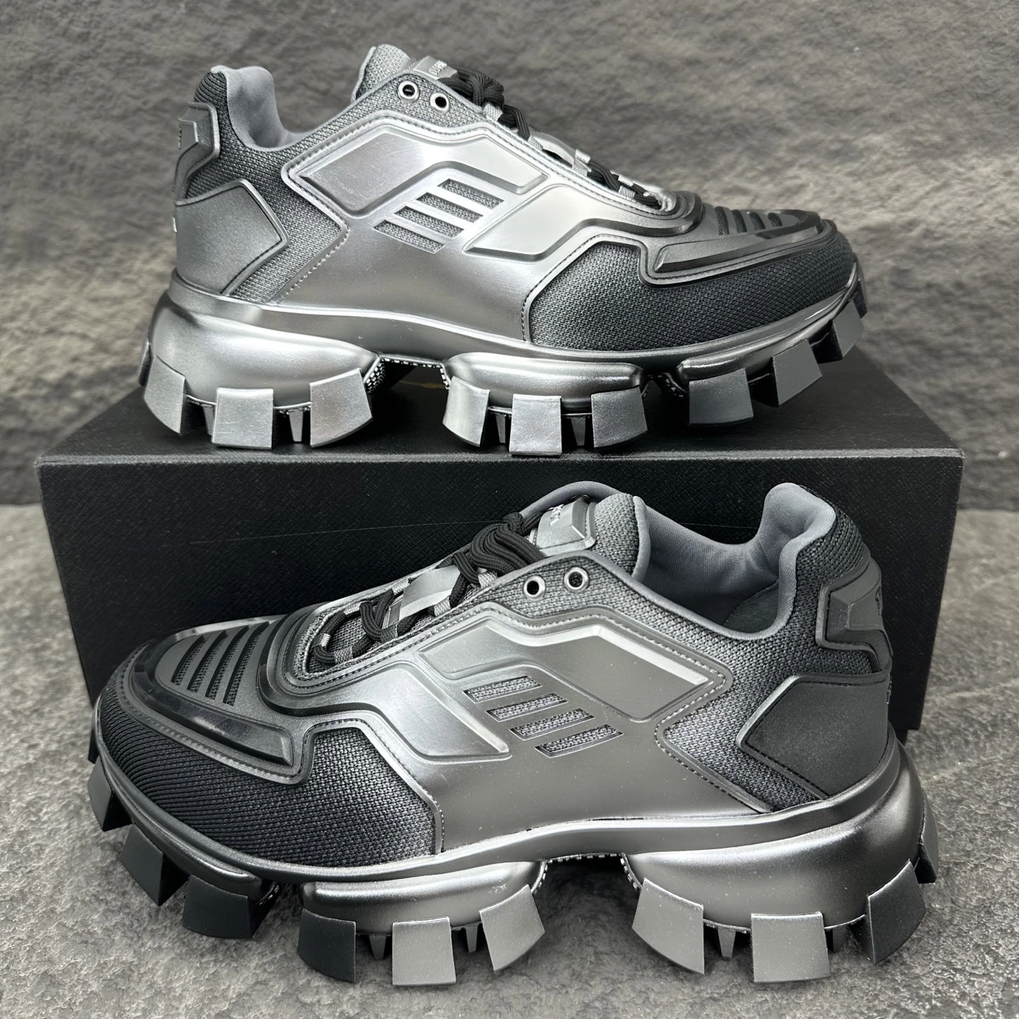 Prada Sneakers — 48a112cd