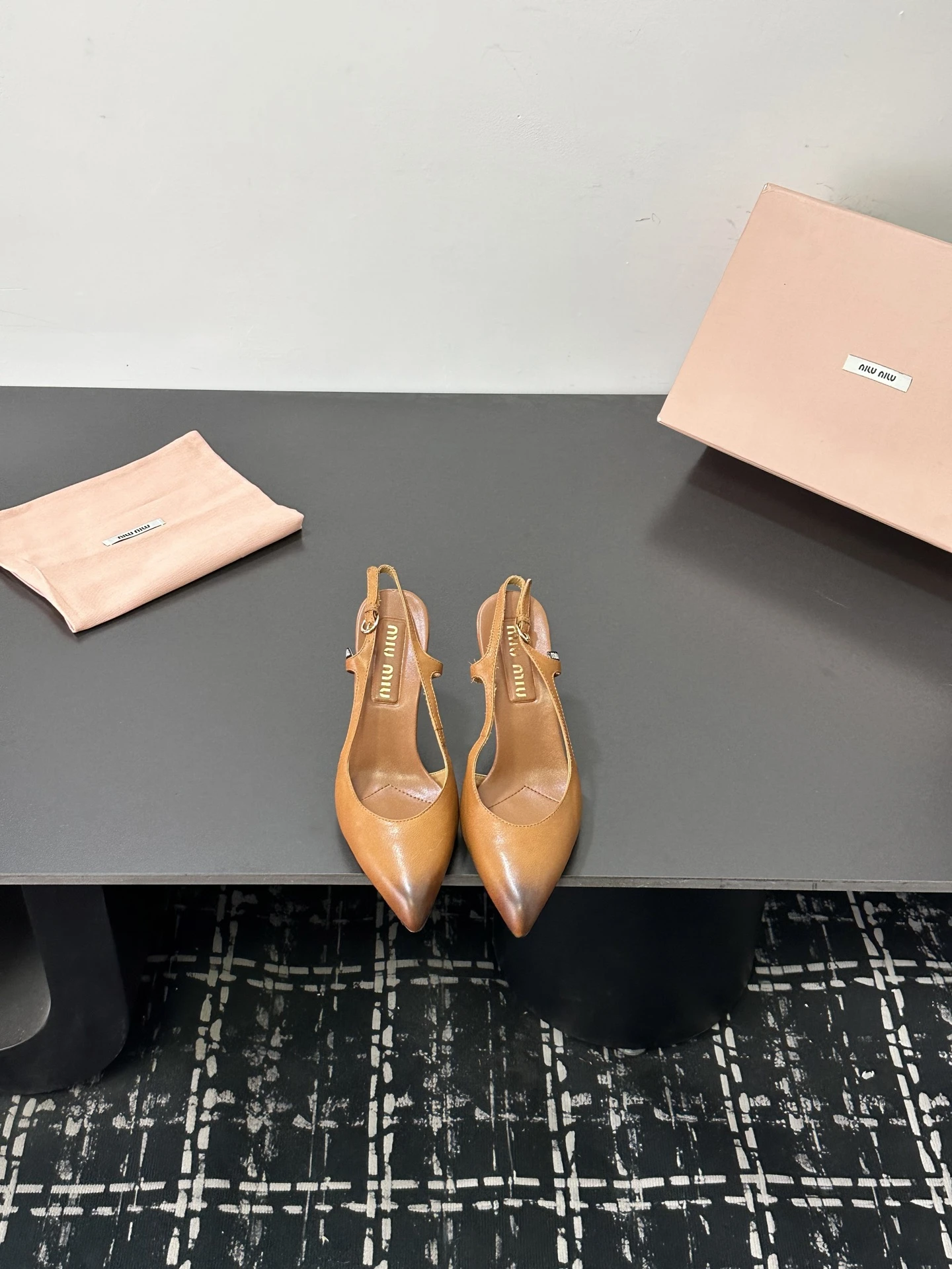 Miu Miu Sandals — 0a827d00