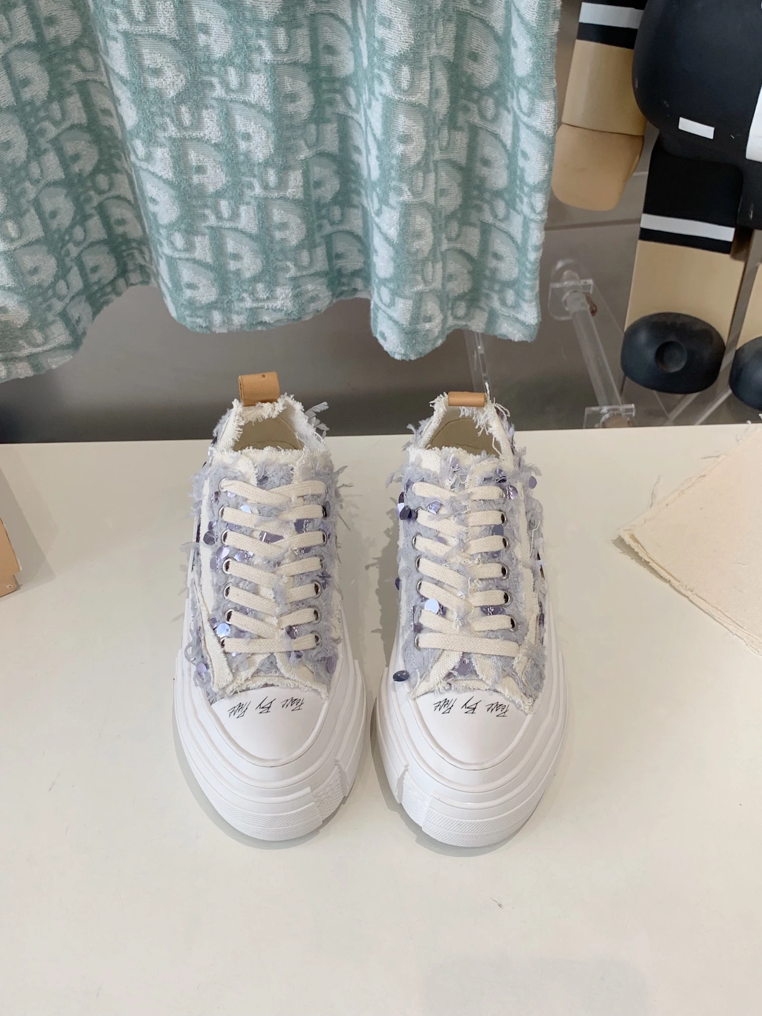 XVESSEL Sneakers — 5e0646ad