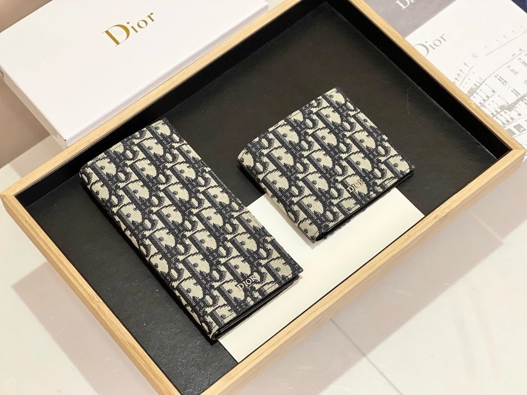 Dior Bag — 49ae5660