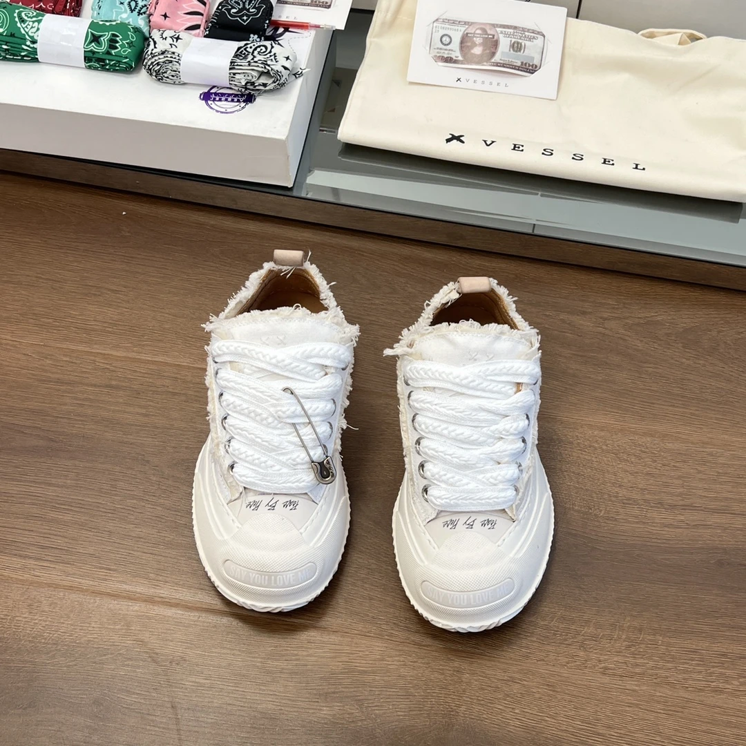 XVESSEL Sneakers — 33b5f9d9