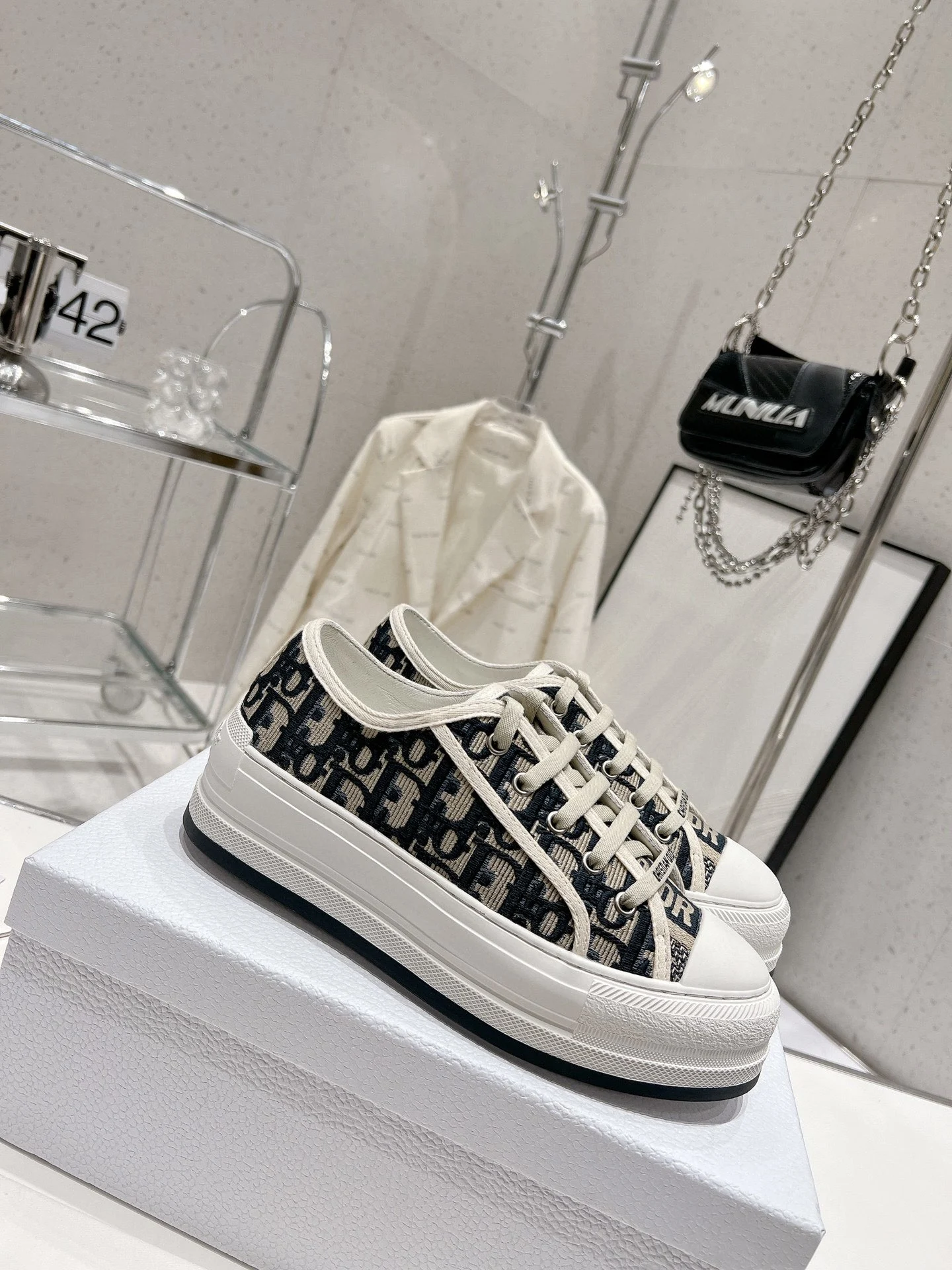 Dior Sneakers — a6c42198