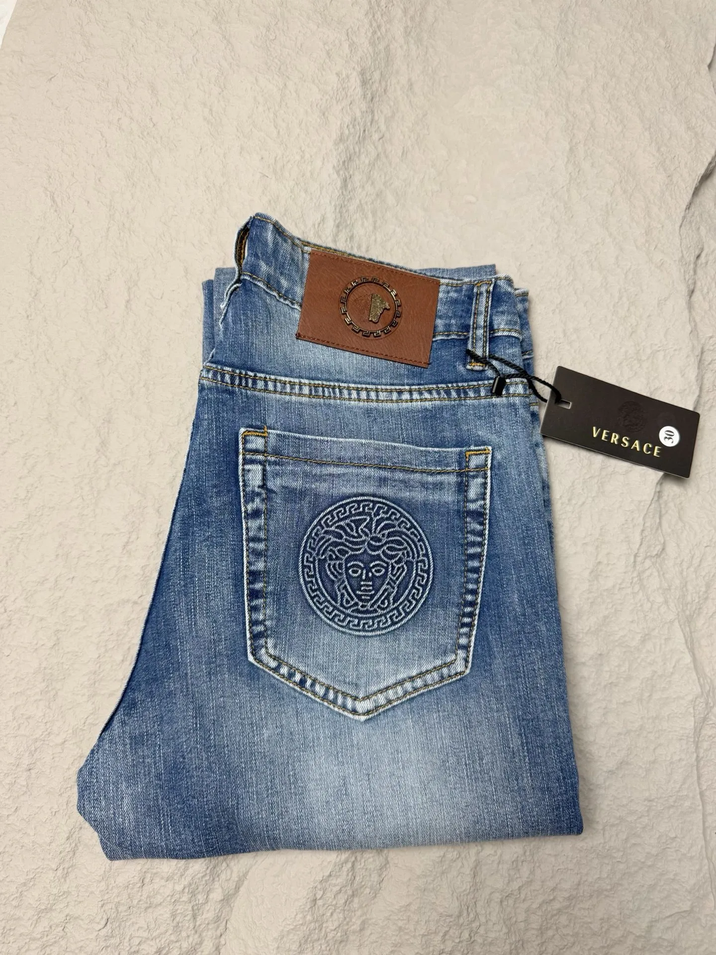 Versace Jeans — 1af20e6f