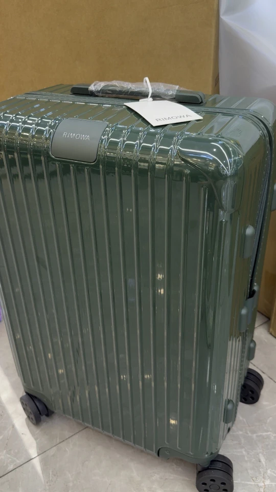 Luggage — 5b317422