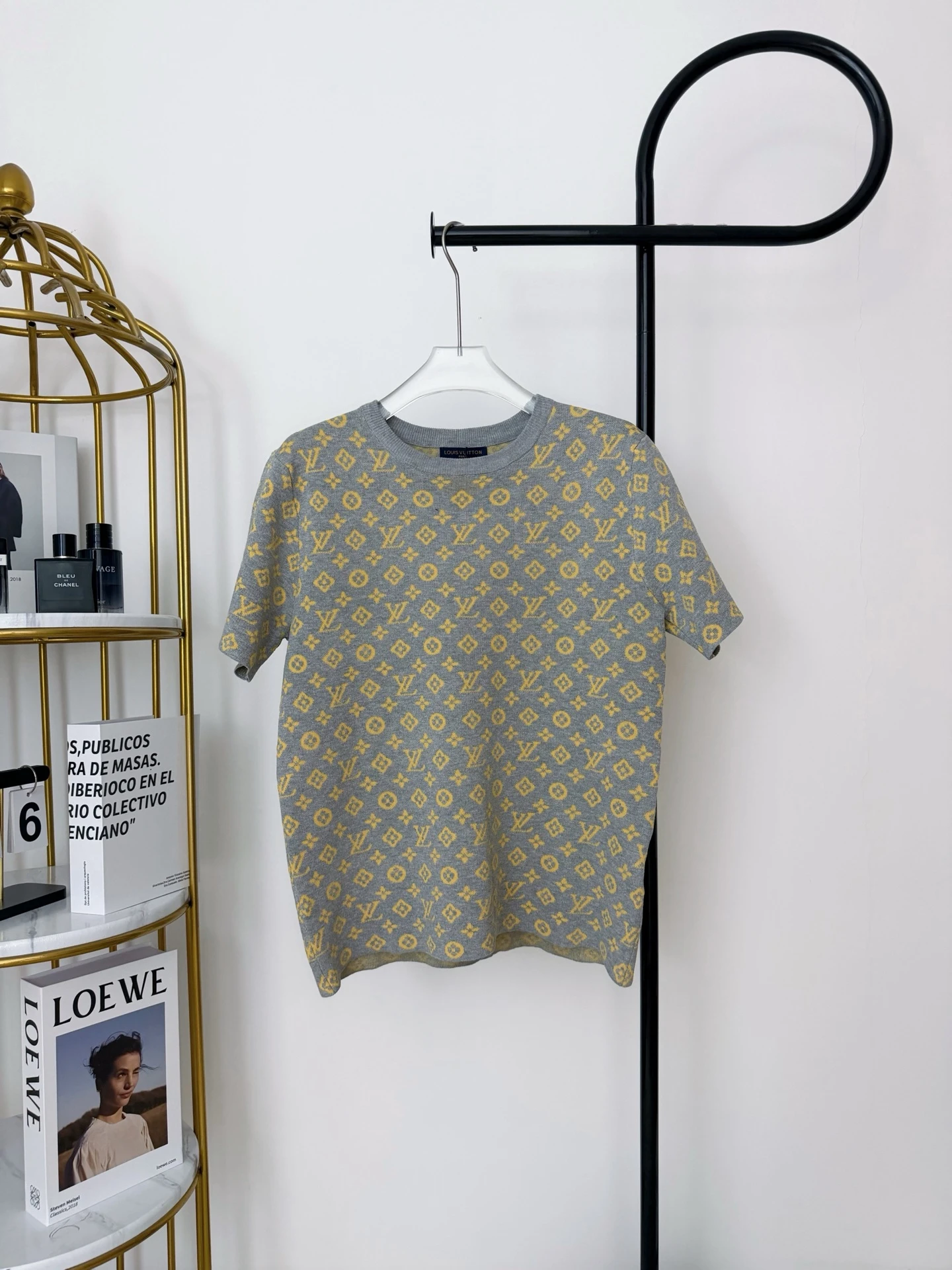 Louis Vuitton T-Shirt — 0e769fb6