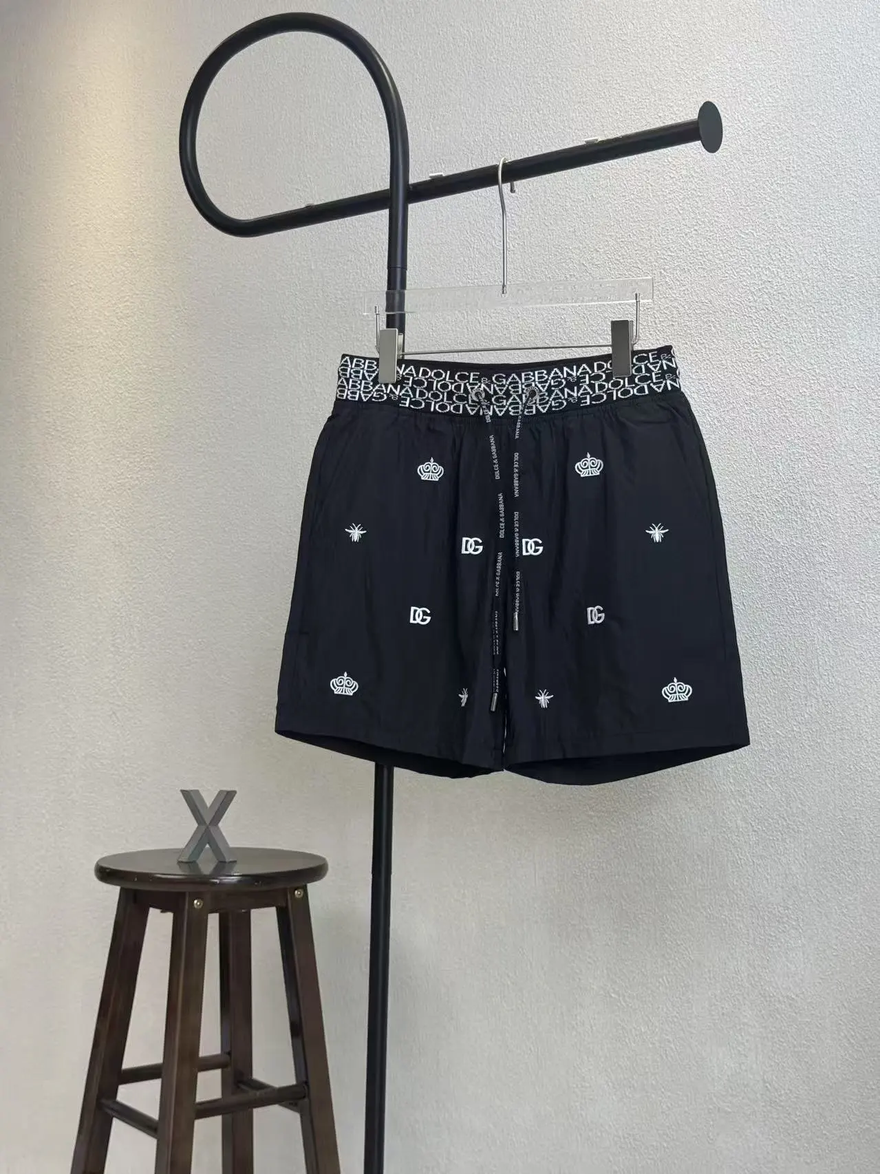 Dolce & Gabbana Shorts — 016df3ed