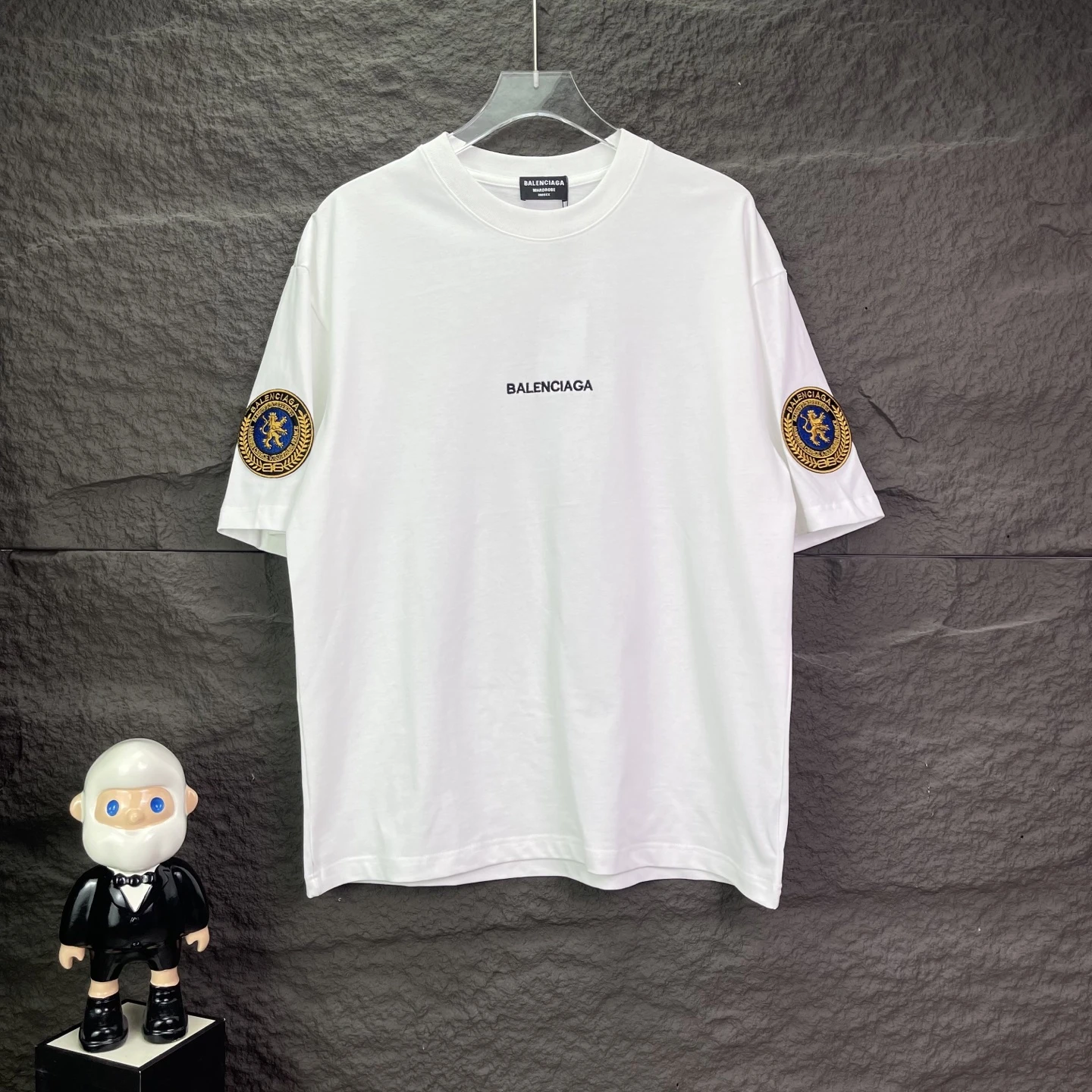 Balenciaga T-Shirt — f4ef047e