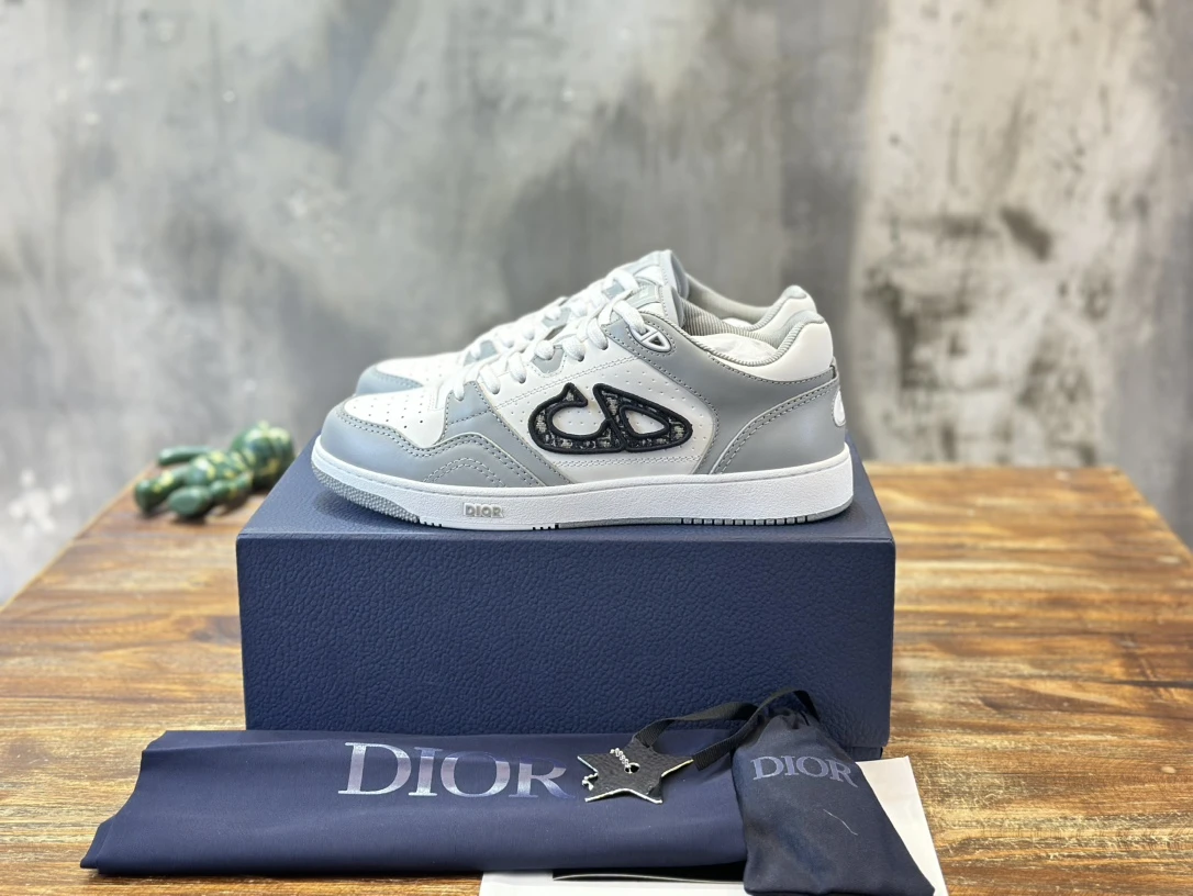 Dior Sneakers — c780831d