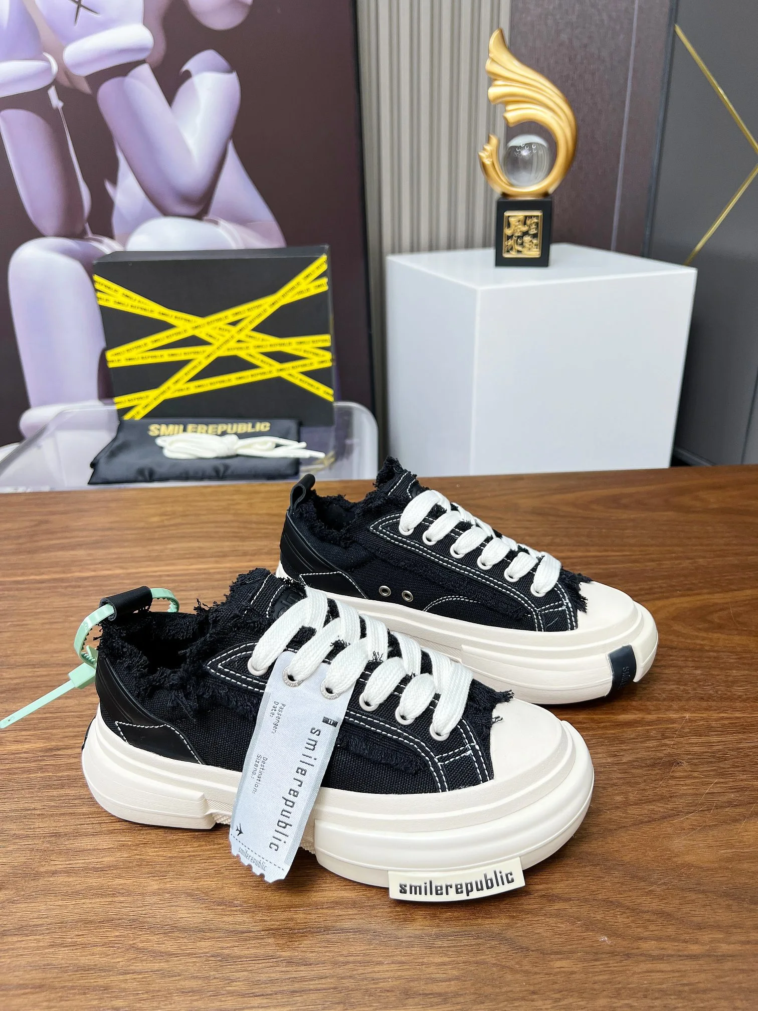 XVESSEL Sneakers — bd37df4b