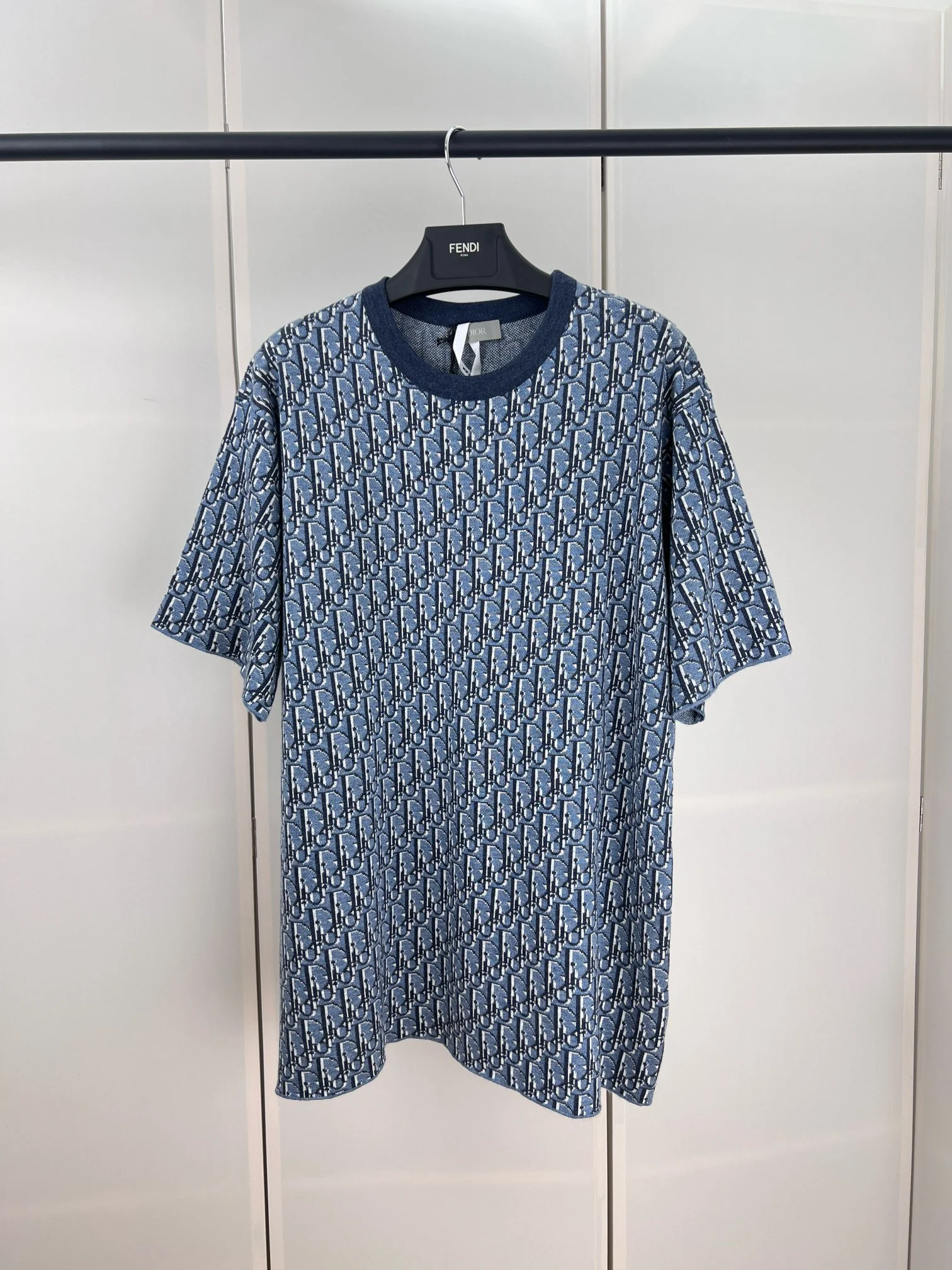 Dior T-Shirt — 4cb27da2