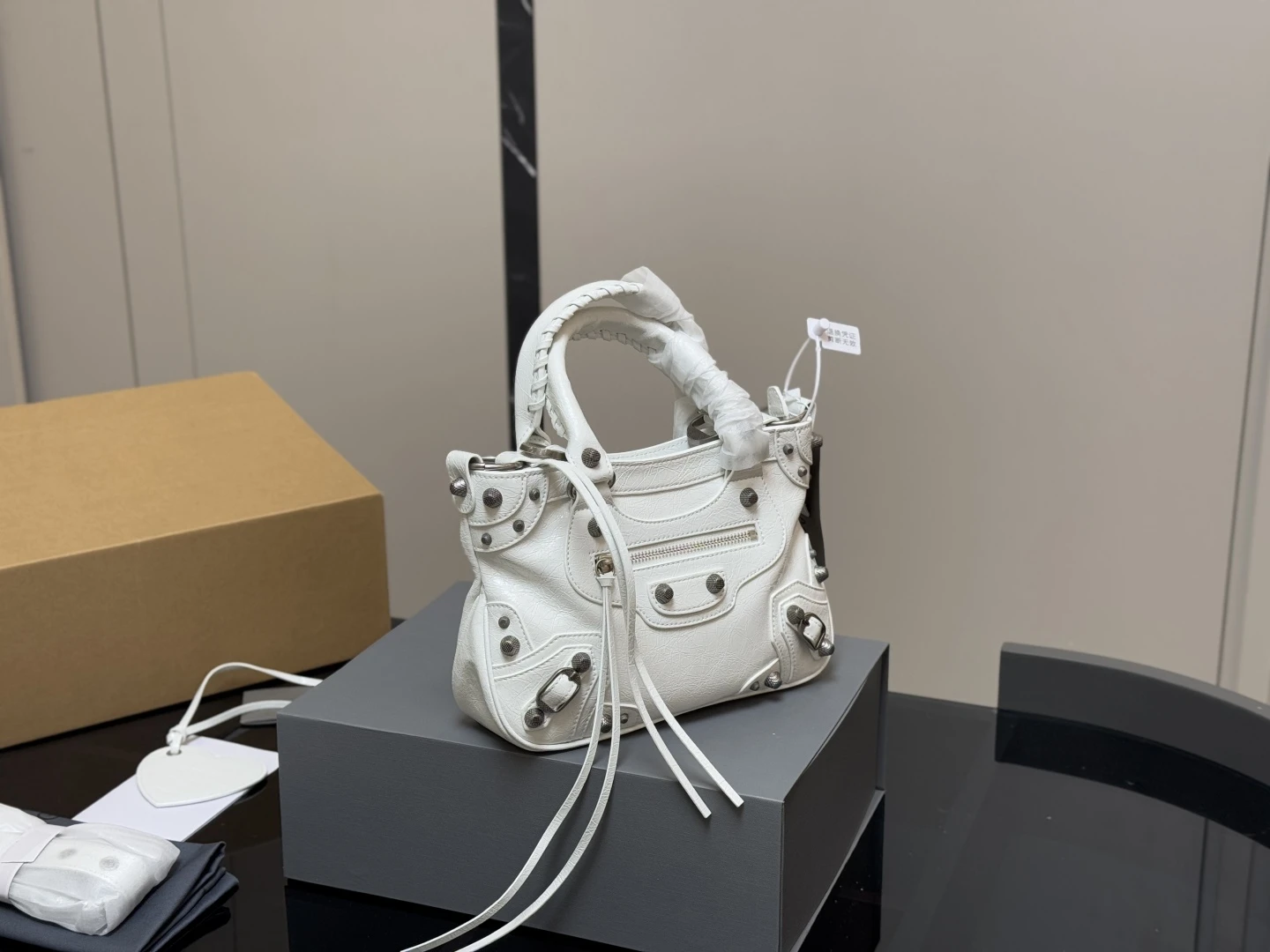 Balenciaga Bag — 678f2f8a