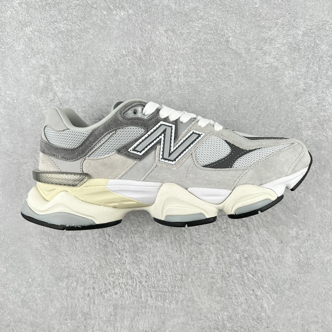 New Balance Sneakers — d4830fab