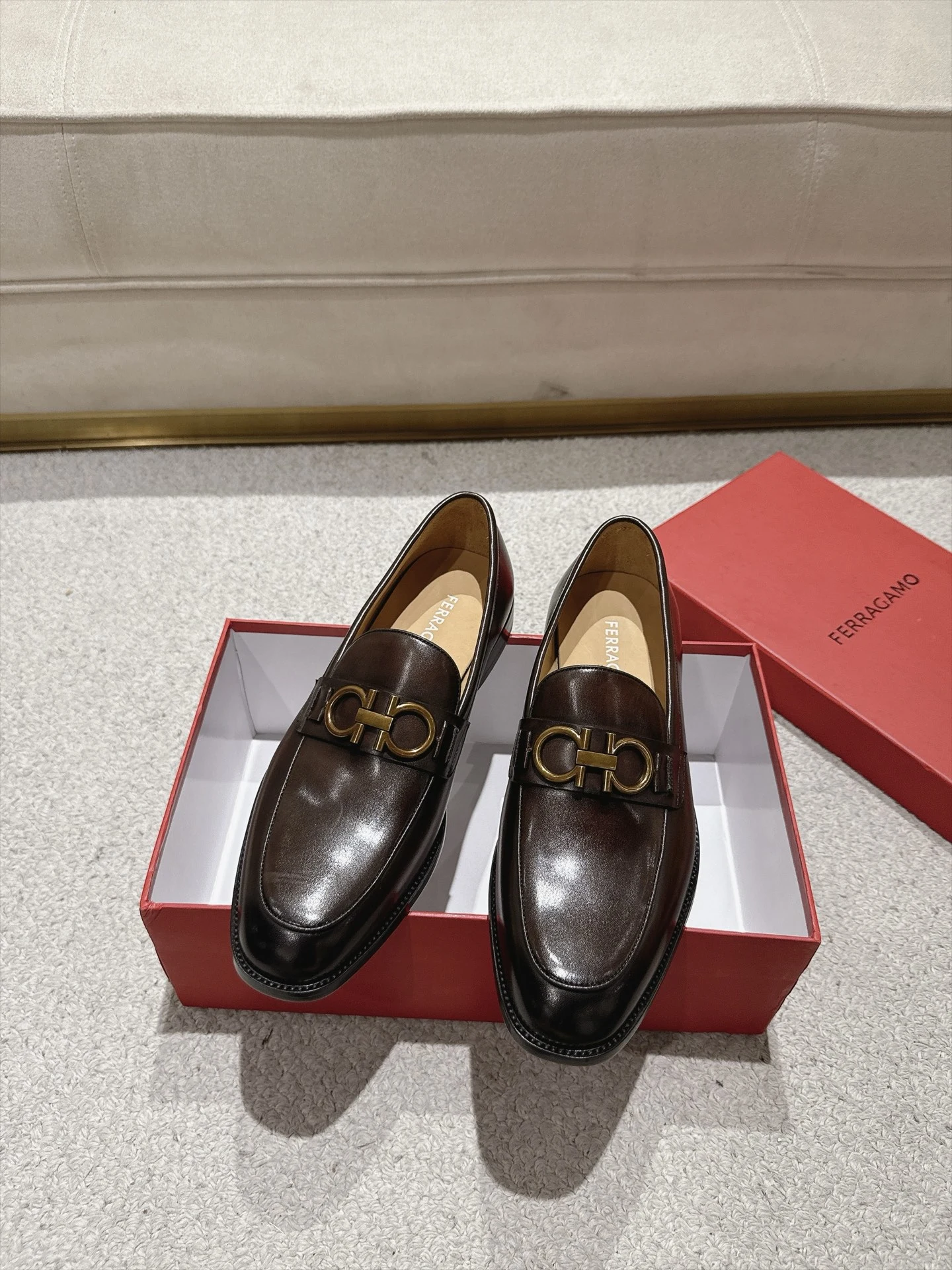 Ferragamo Dress Shoes — 3ce08080