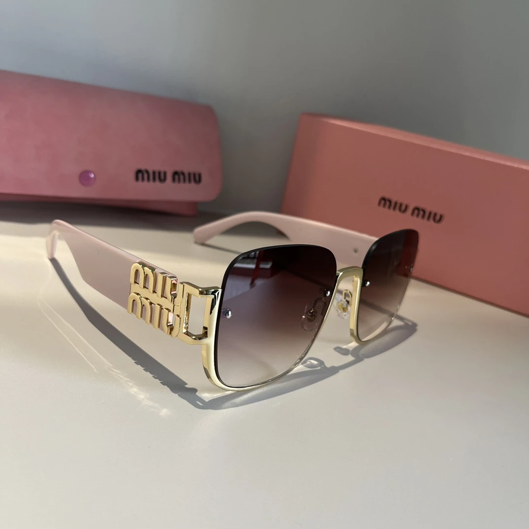 Miu Miu Eyewear — 7f779b21