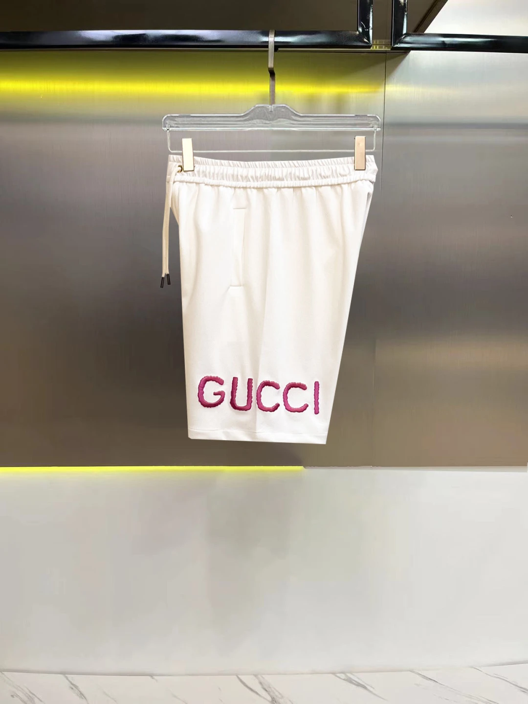 Gucci Shorts — 71f4854c