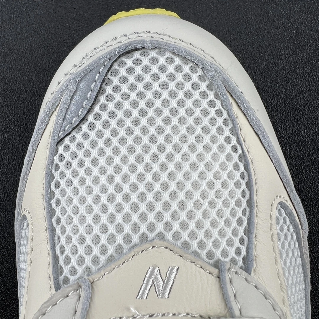 New Balance Shoes — d18145ba