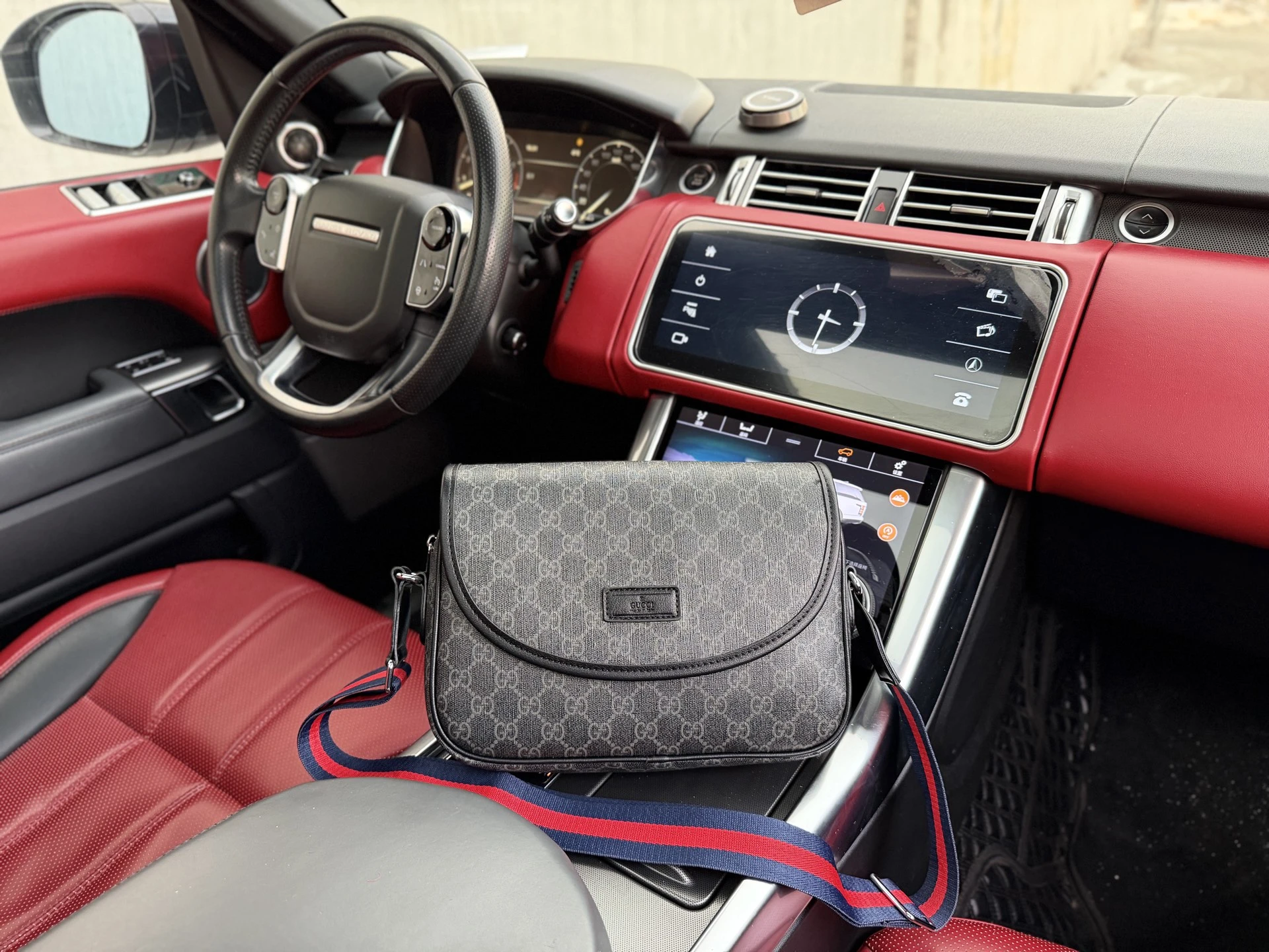 Gucci Bag — 358b8829