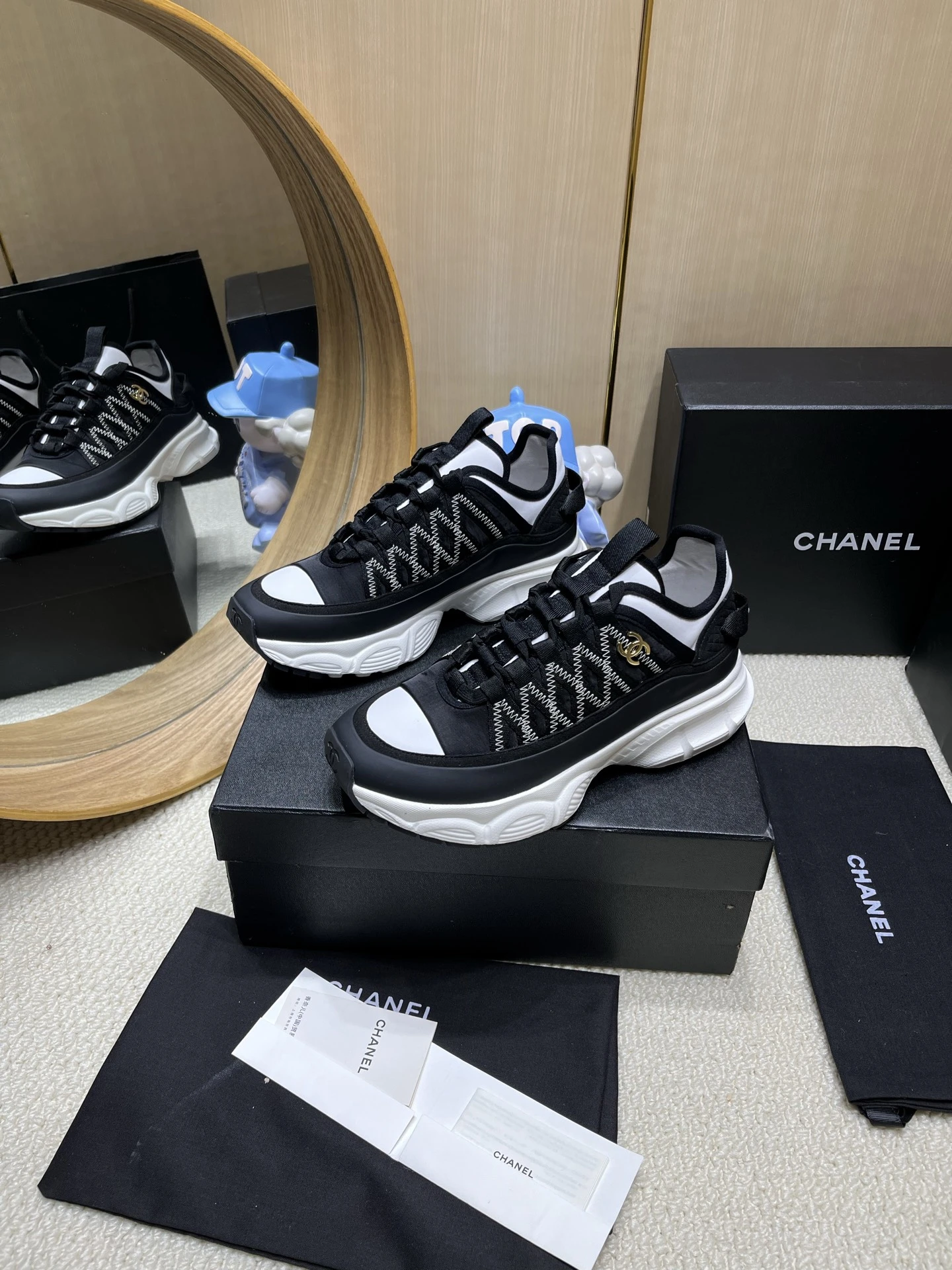 Chanel Sneakers — 44d3abbd
